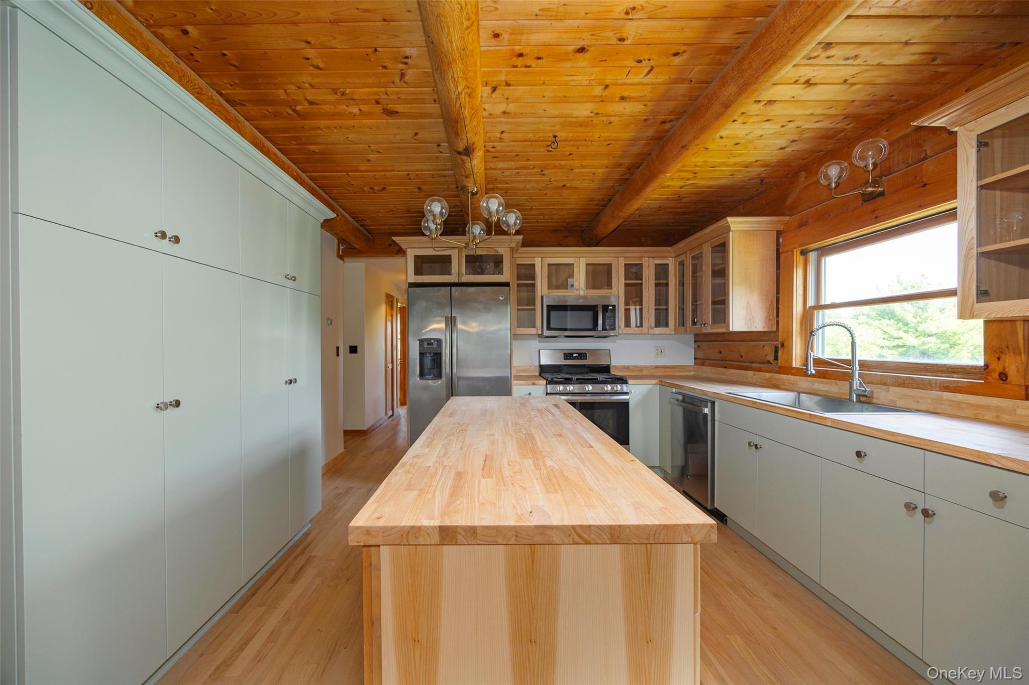 2829 Route 9G, Rhinebeck, NY 12572