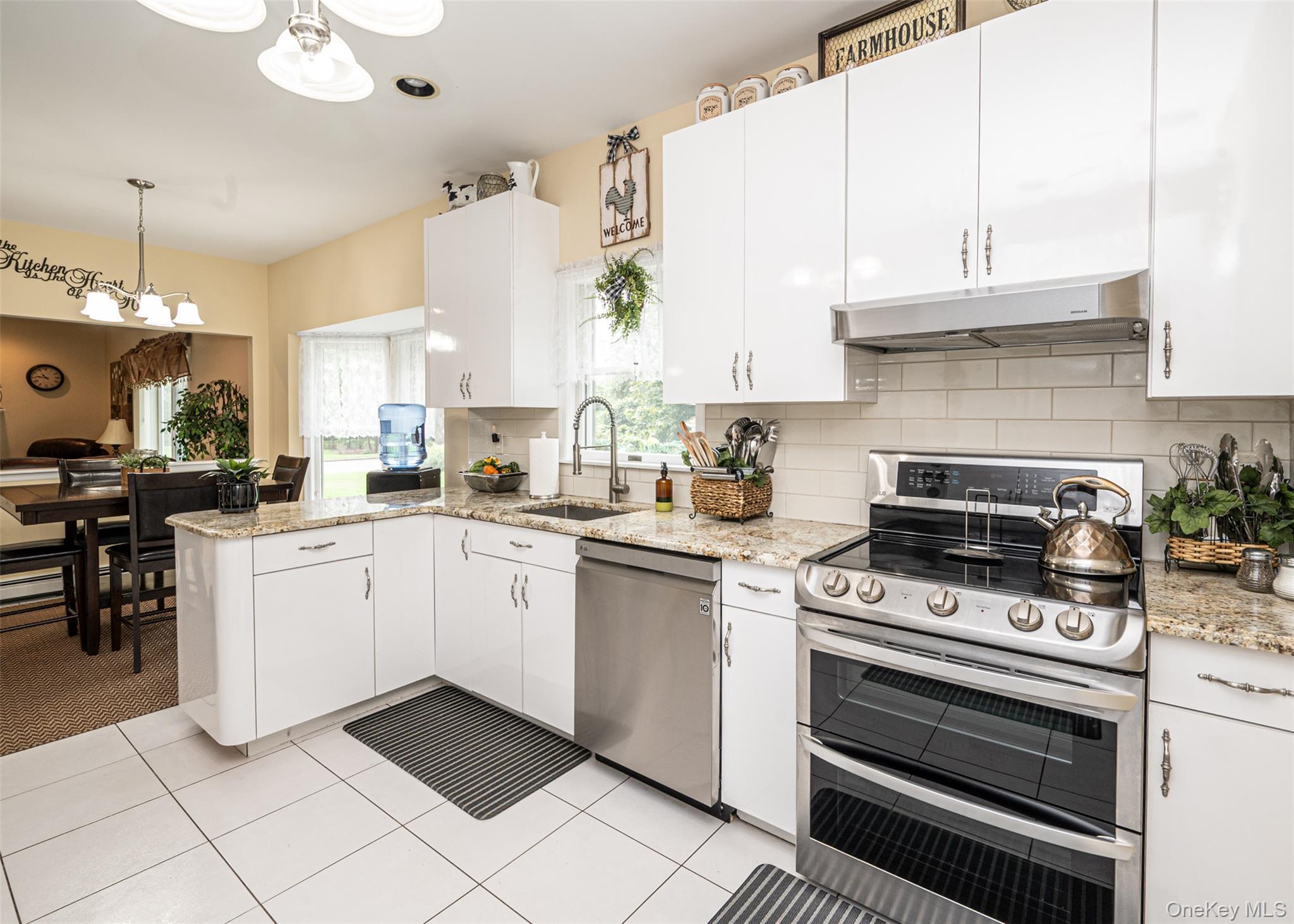 2 Moor Lane, East Patchogue, NY 11772