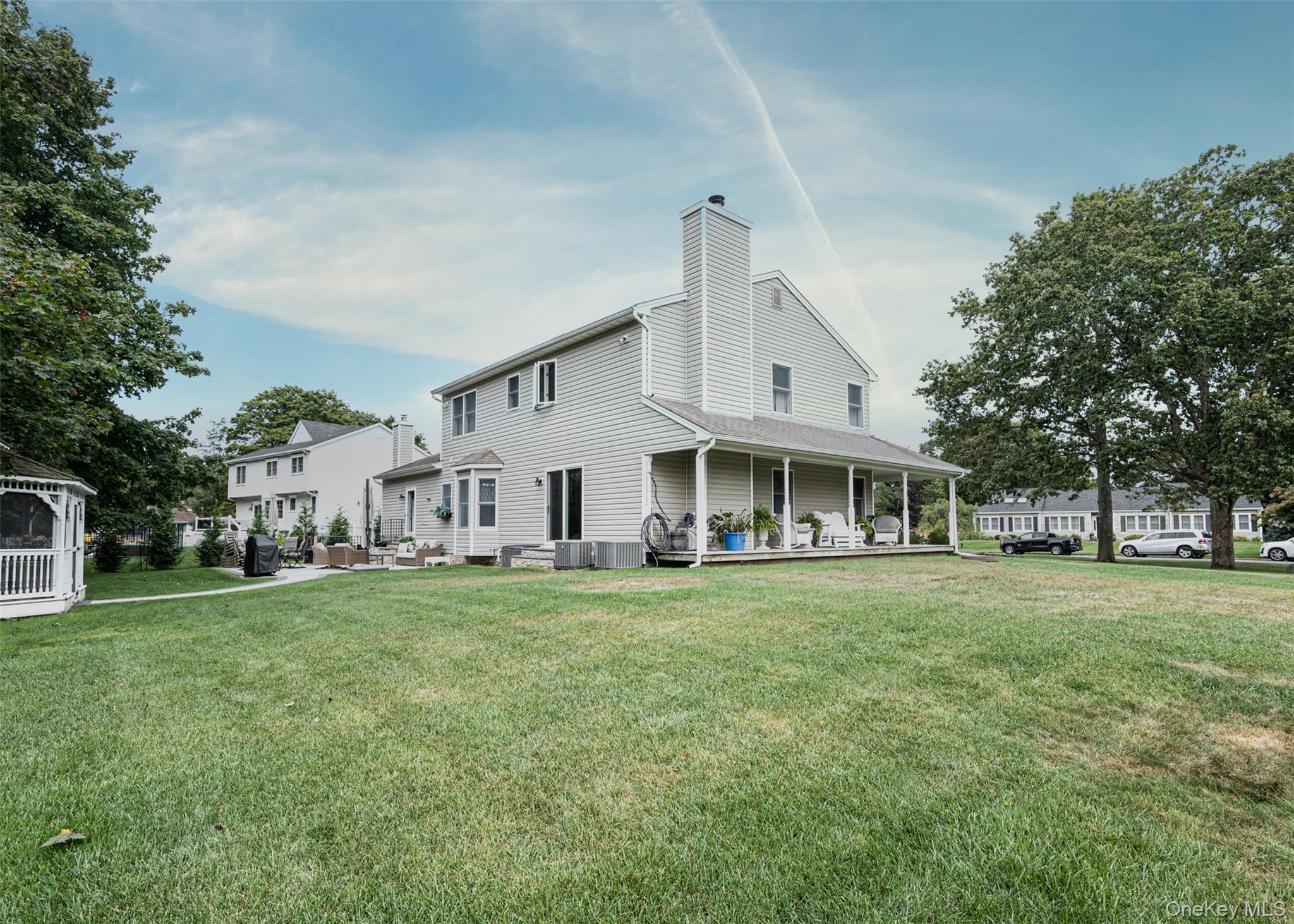 2 Moor Lane, East Patchogue, NY 11772