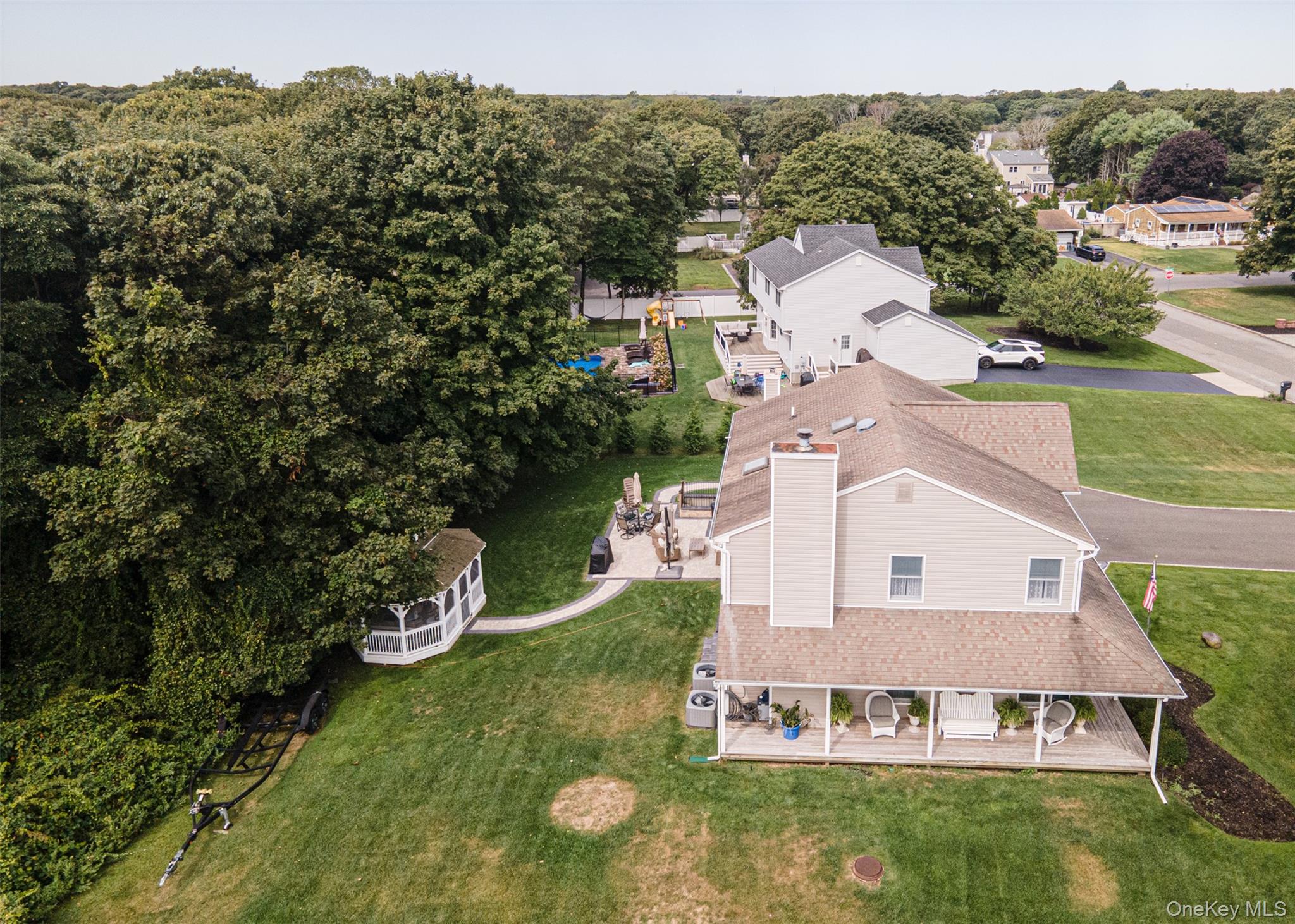 2 Moor Lane, East Patchogue, NY 11772