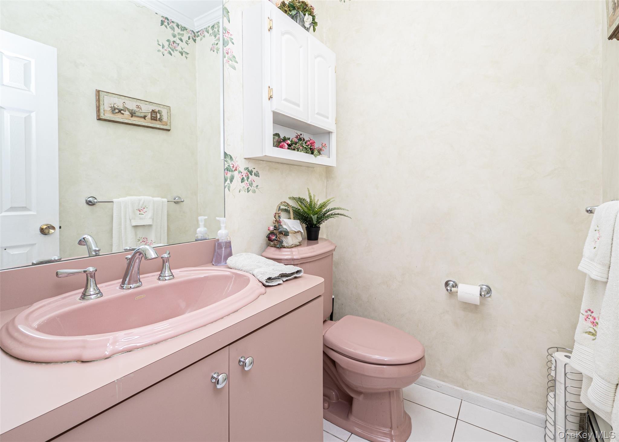 2 Moor Lane, East Patchogue, NY 11772