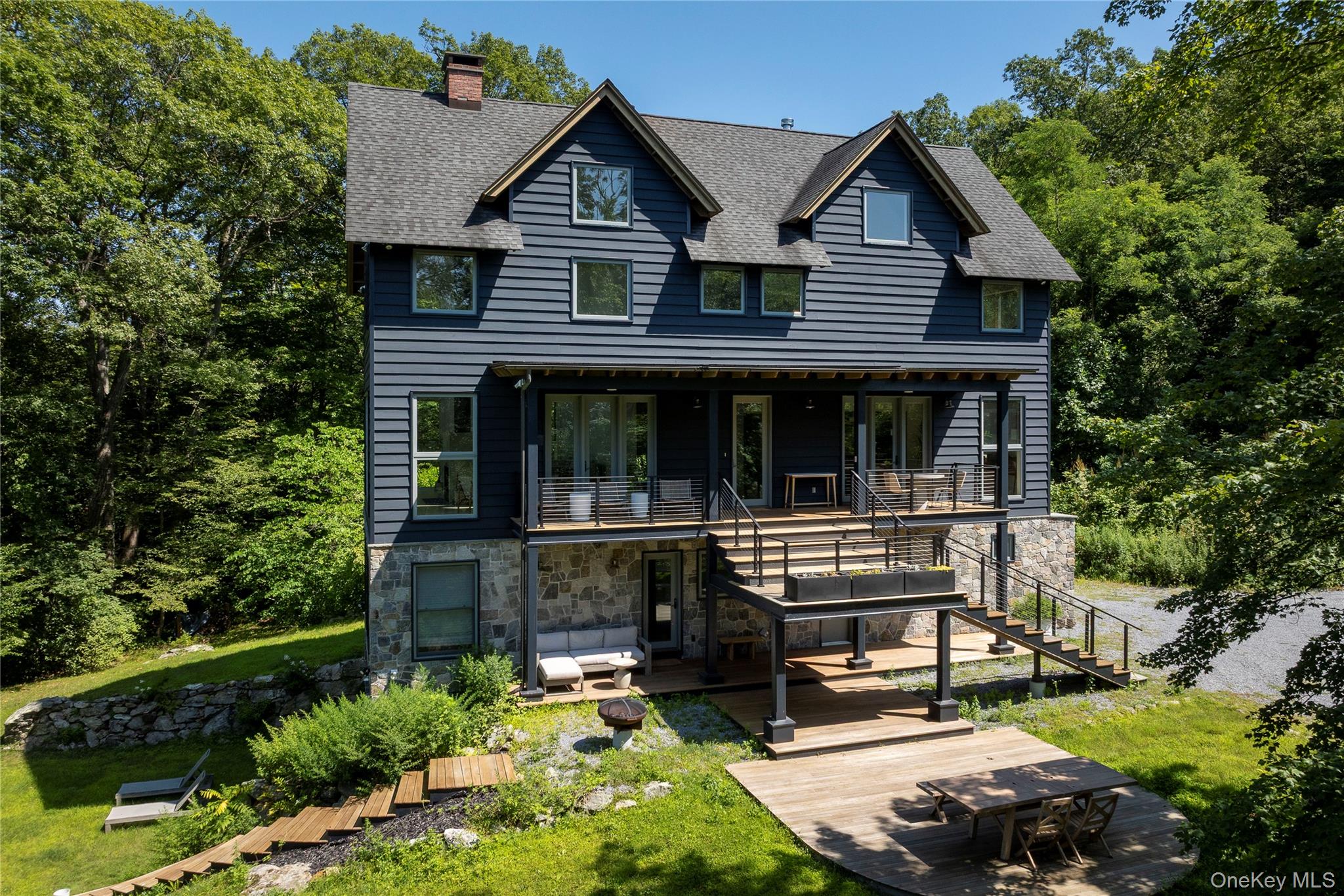 21 Private Way, Garrison, NY 10524