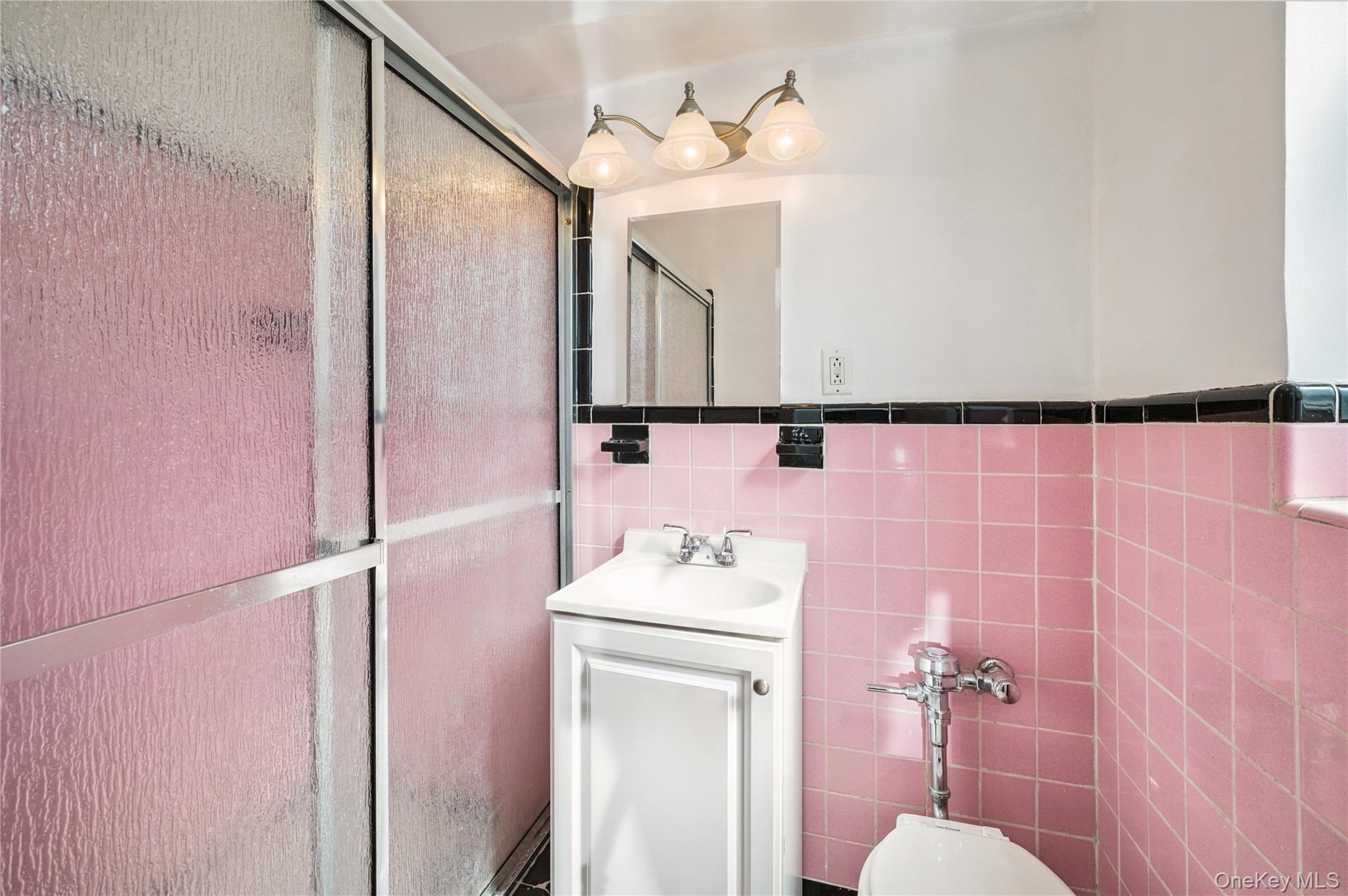 4 Sadore Lane # 5L, Yonkers, NY 10710