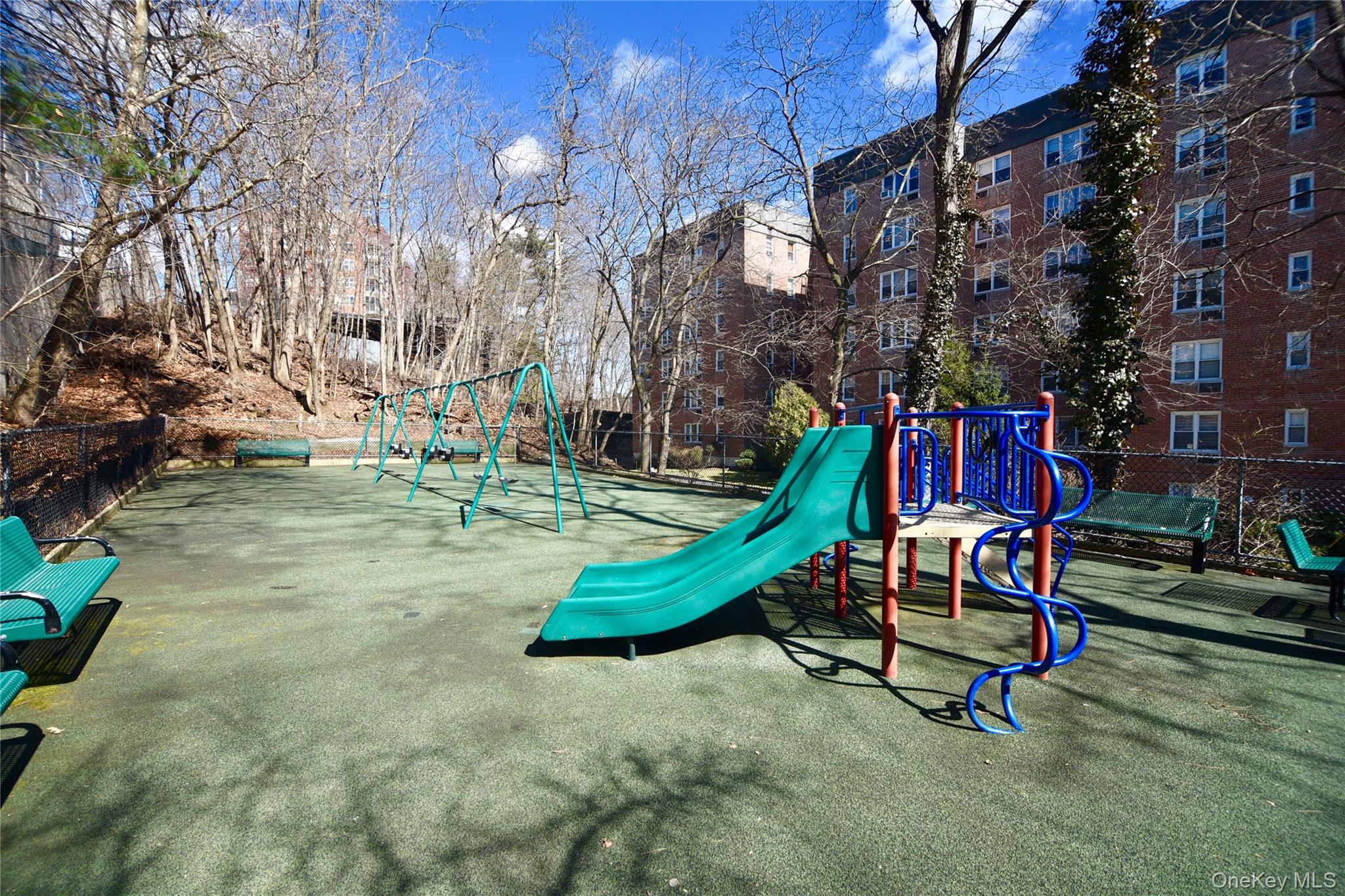 4 Sadore Lane # 5L, Yonkers, NY 10710