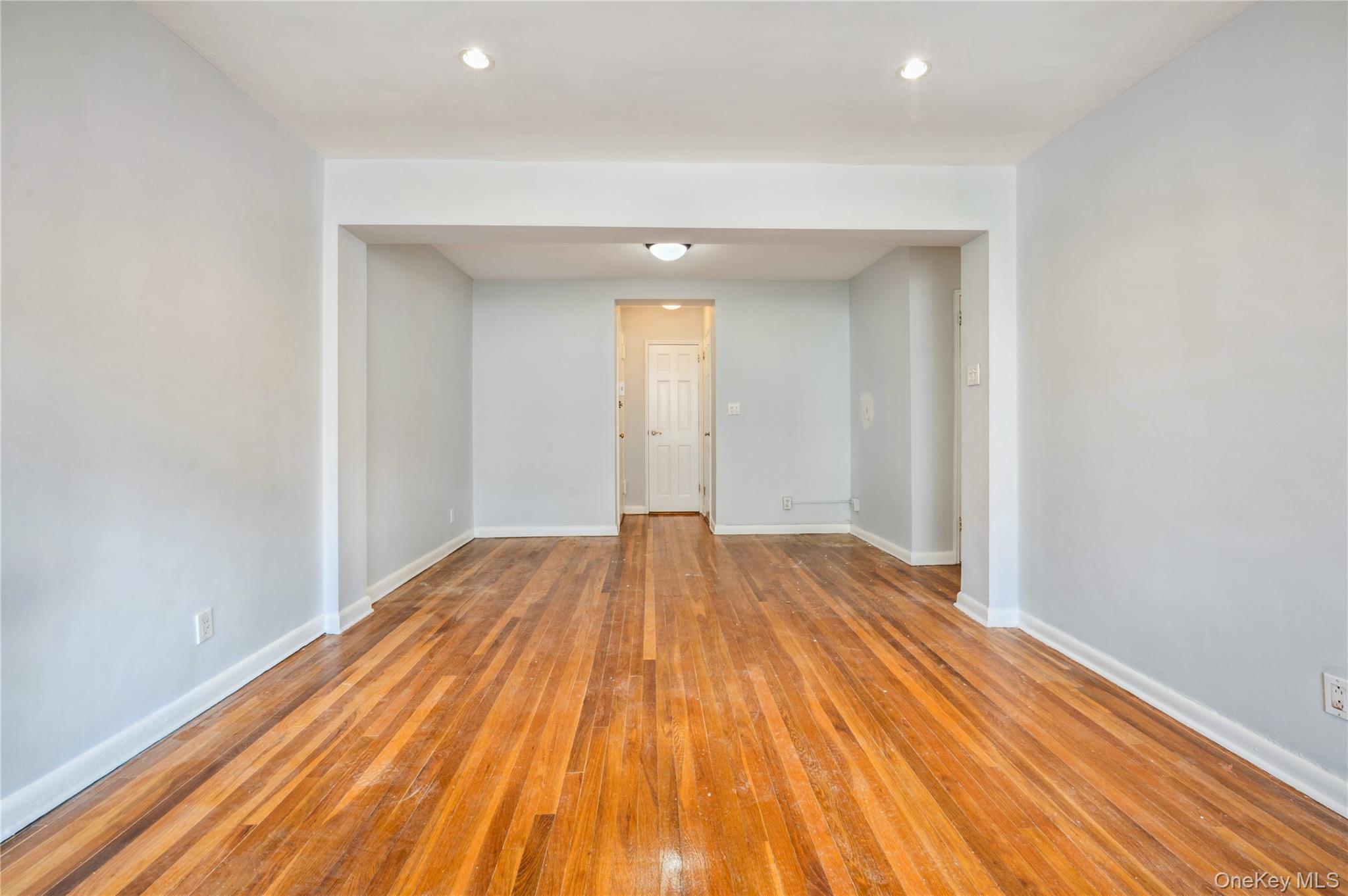 4 Sadore Lane # 5L, Yonkers, NY 10710