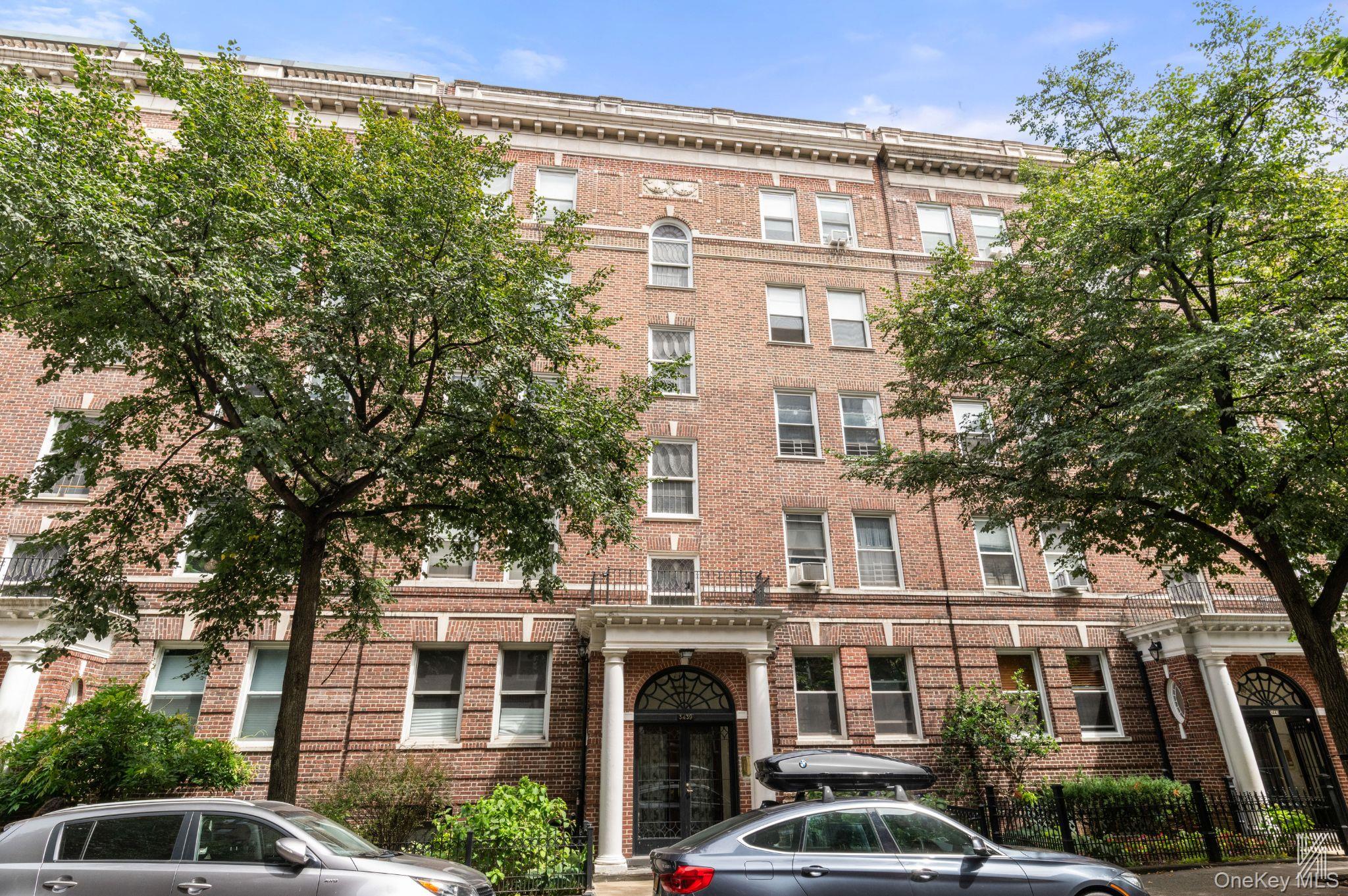 34-39 82nd Street # 52, Jackson Heights, NY 11372