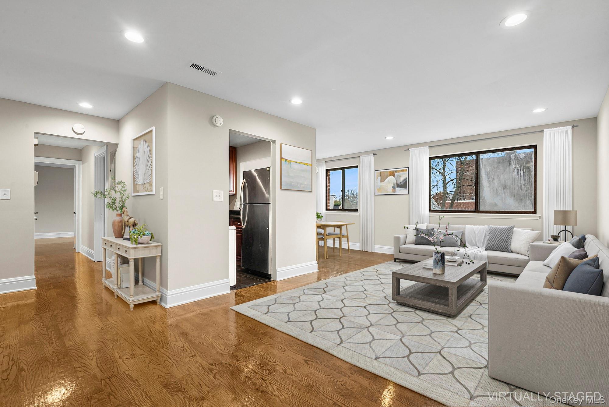 140 McGlynn Place, Cedarhurst, NY 11516