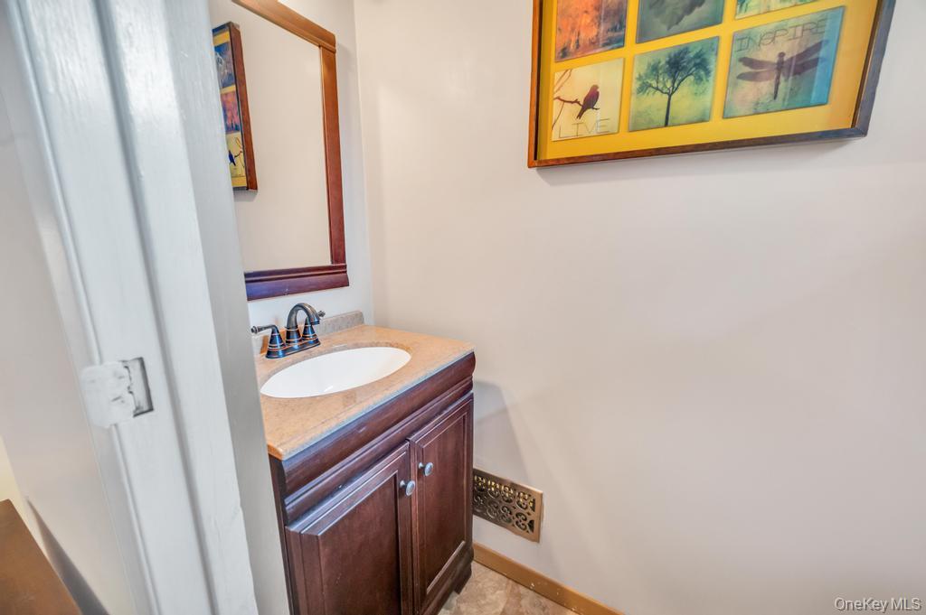 412 N Tree Road, South Setauket, NY 11720