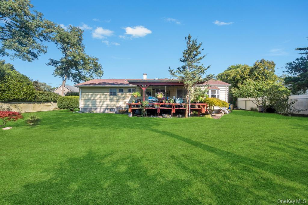 412 N Tree Road, South Setauket, NY 11720