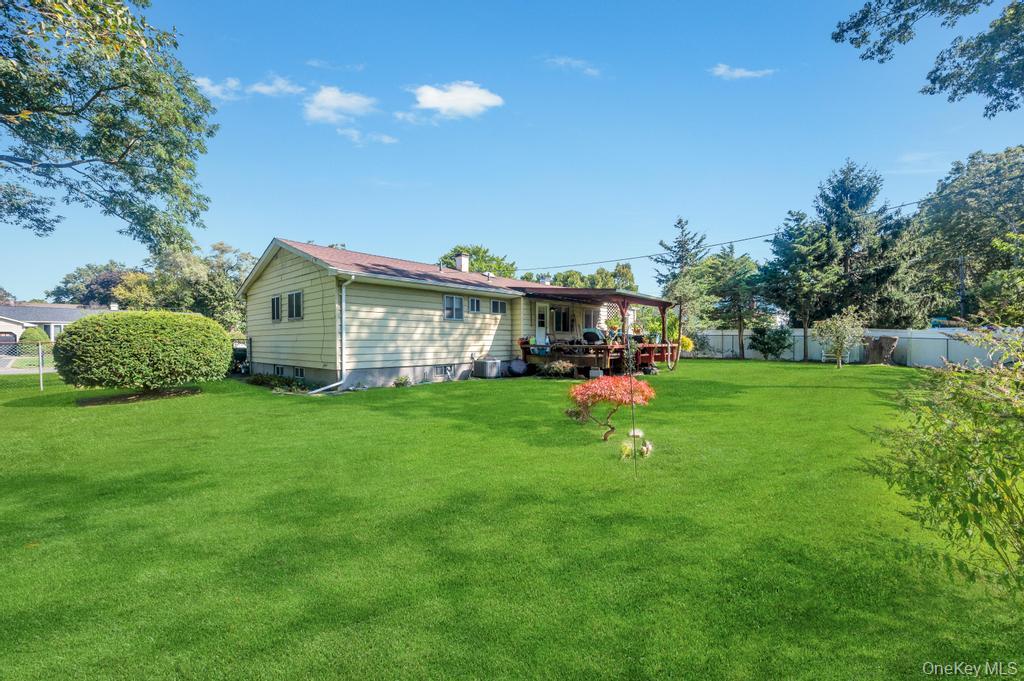 412 N Tree Road, South Setauket, NY 11720