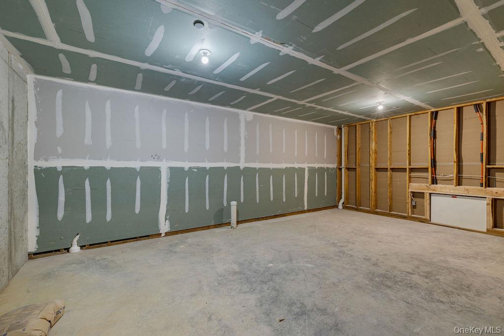 17 Union Road # 104, Spring Valley, NY 10977