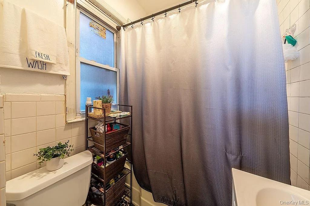 97-29 88th Street Street, Ozone Park, NY 11416