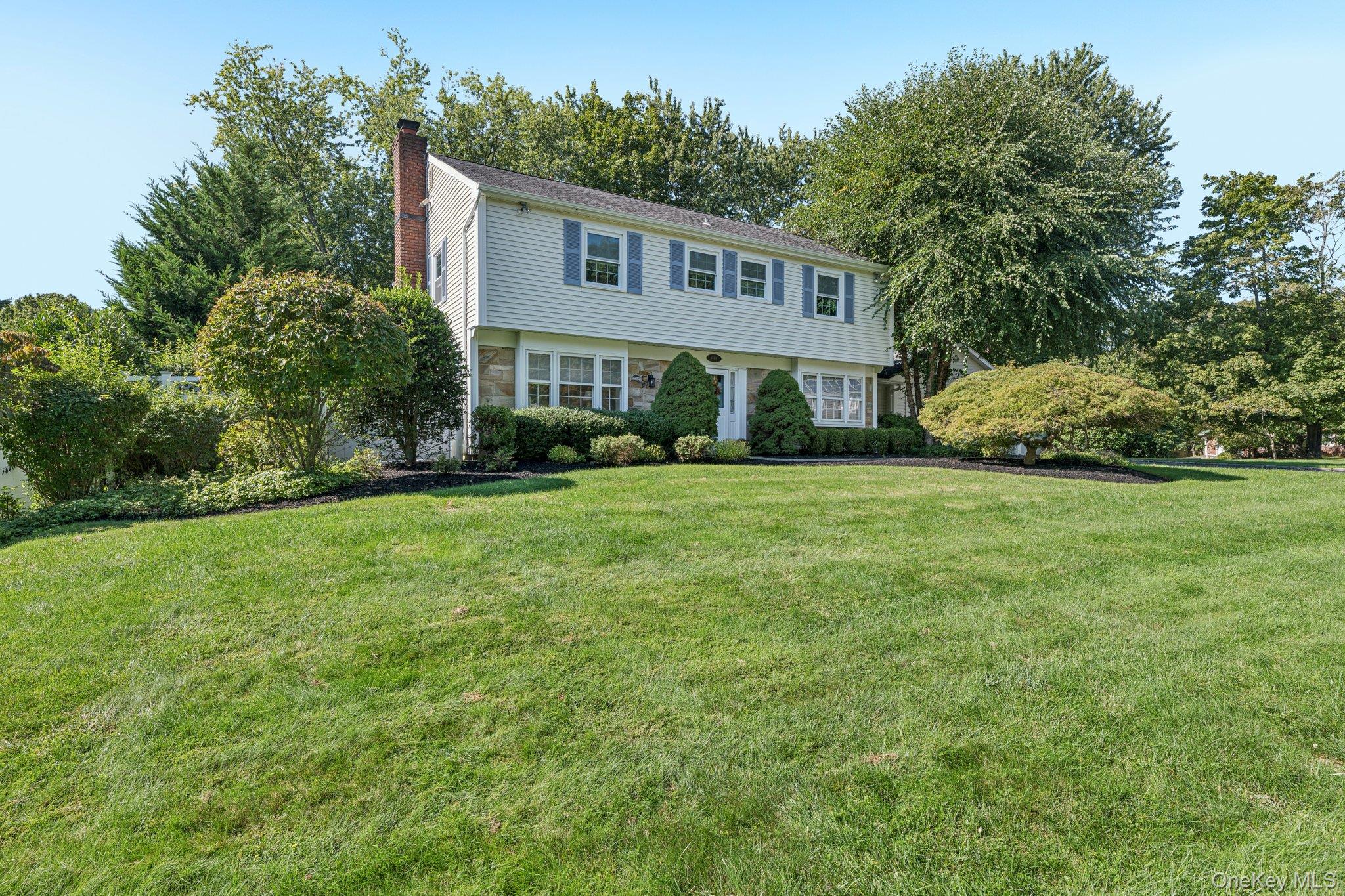 4 Hargrove Drive, Stony Brook, NY 11790