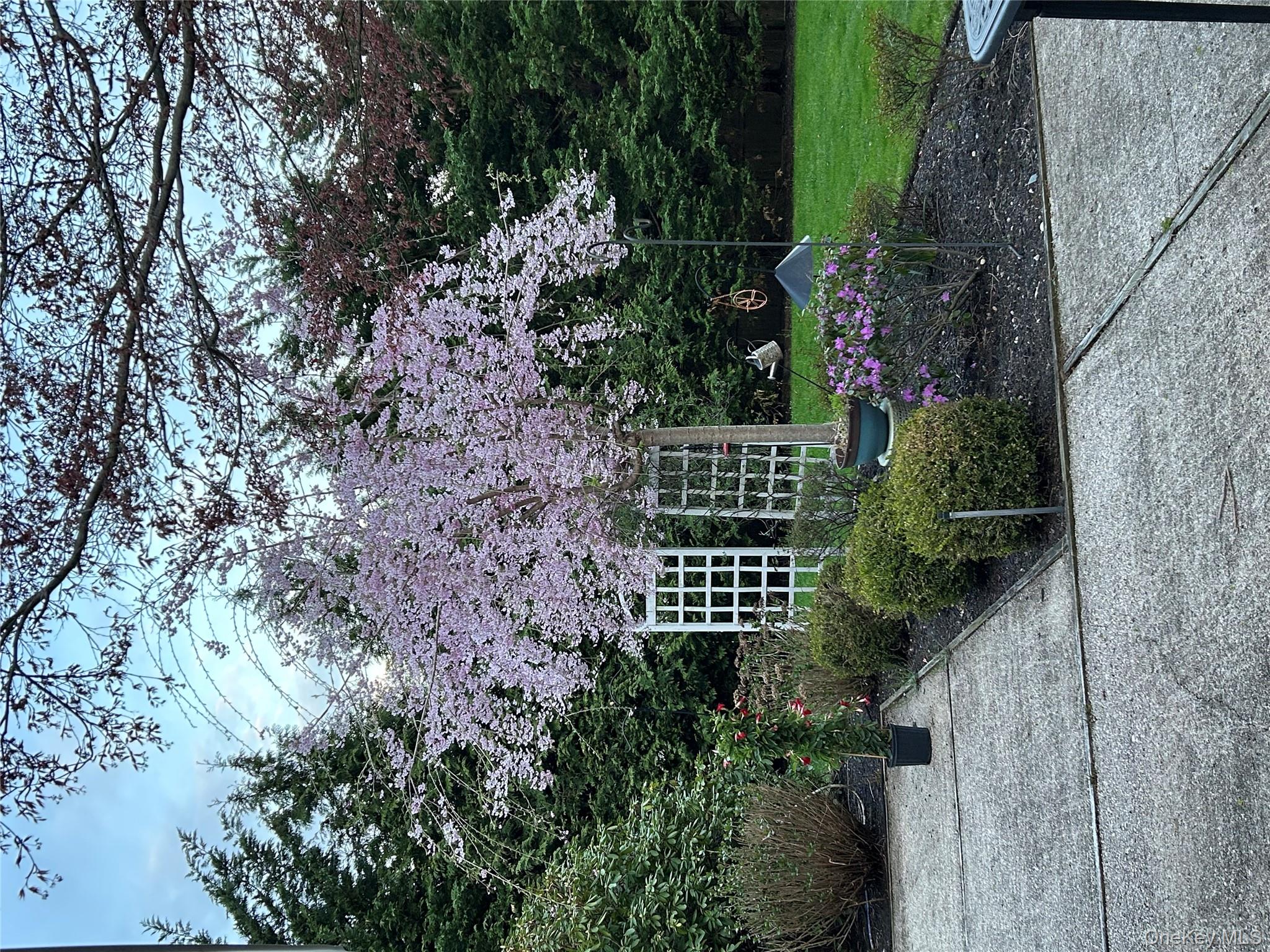 4 Hargrove Drive, Stony Brook, NY 11790