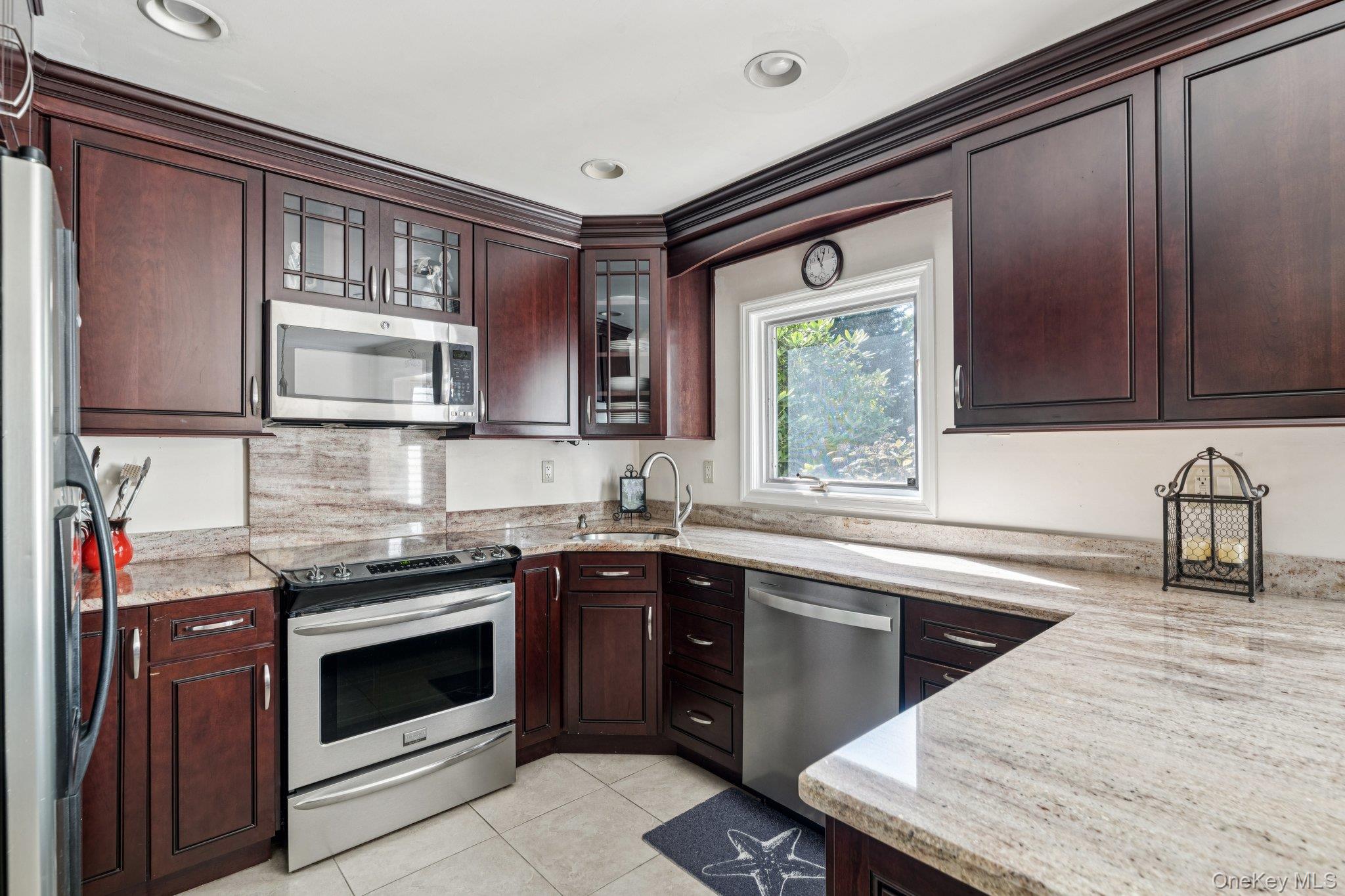 4 Hargrove Drive, Stony Brook, NY 11790