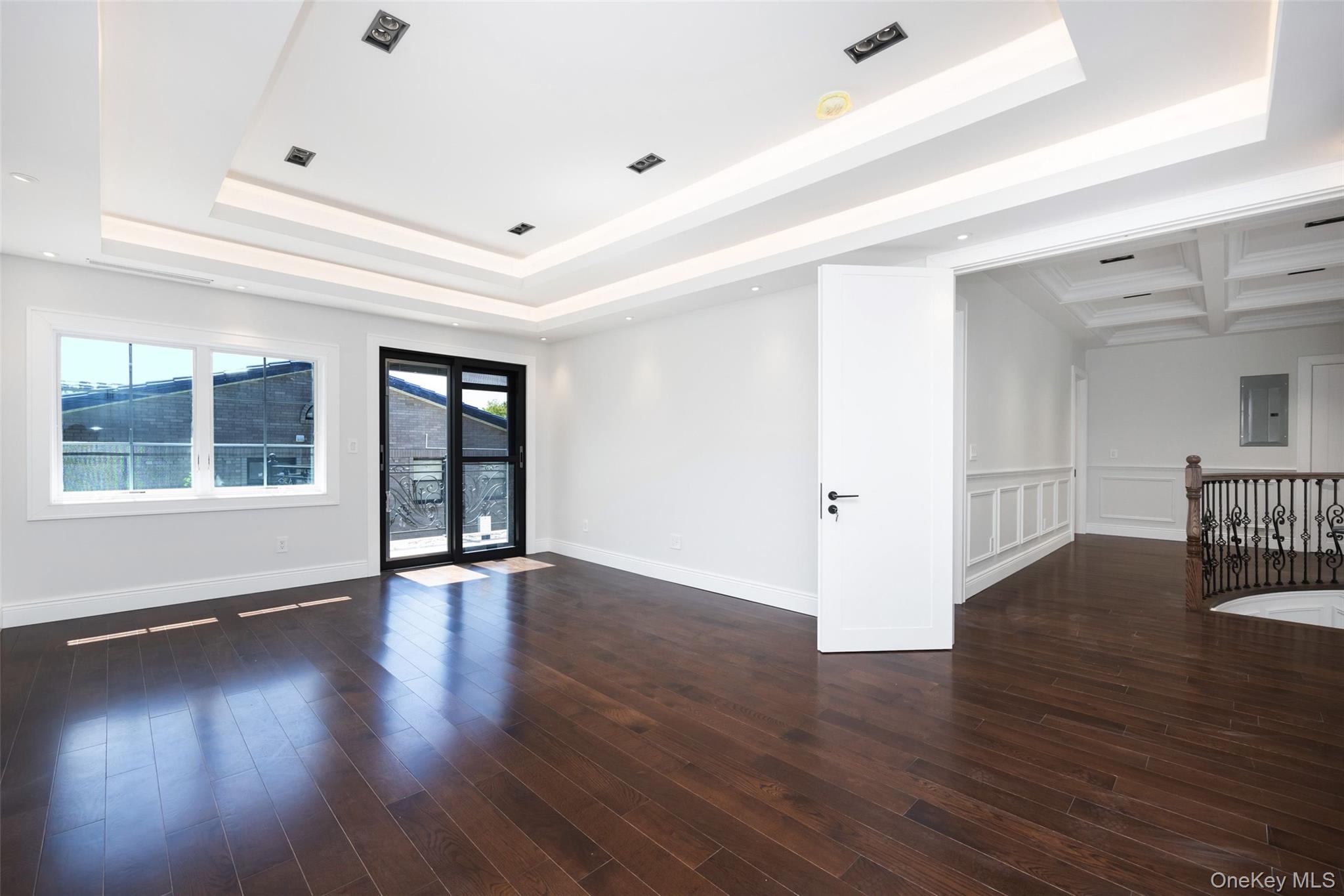 6616 253rd Street, Little Neck, NY 11362