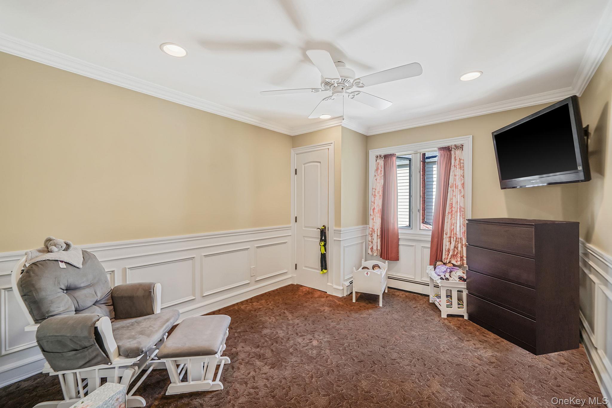 20 Villa Lane, Smithtown, NY 11787