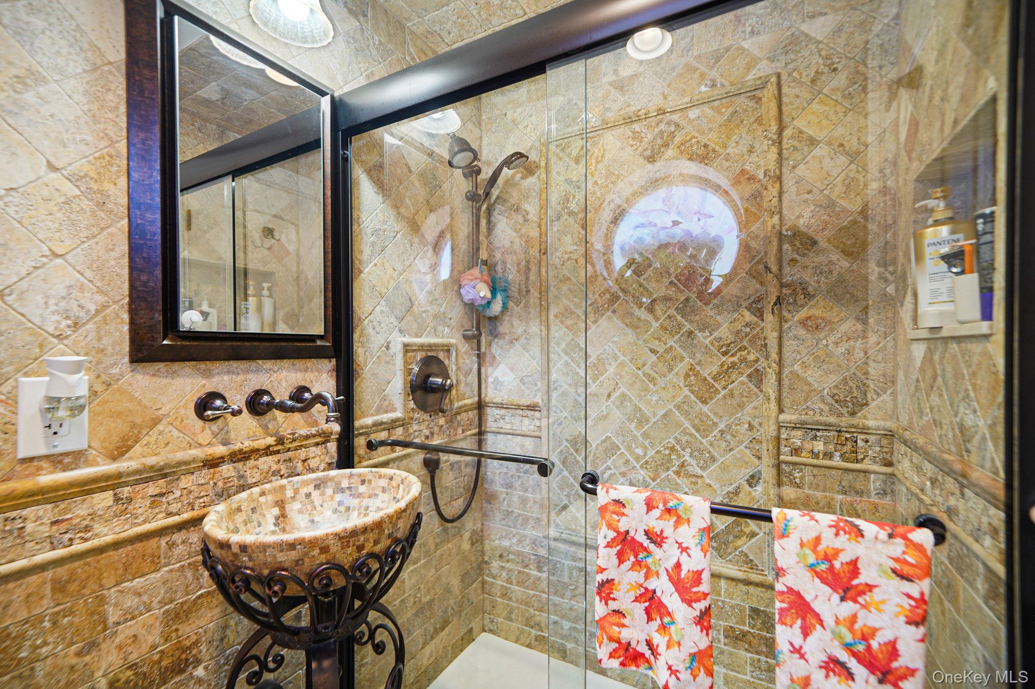 20 Villa Lane, Smithtown, NY 11787