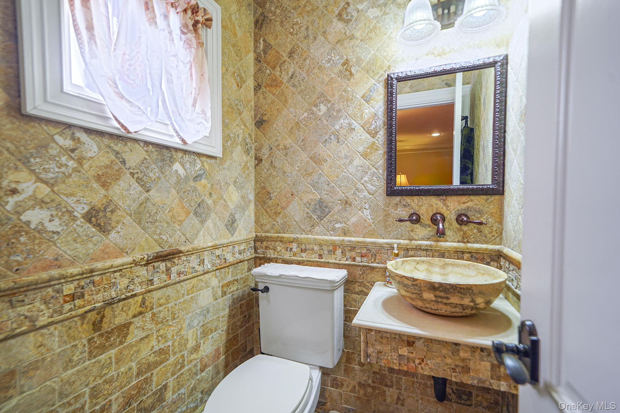 20 Villa Lane, Smithtown, NY 11787