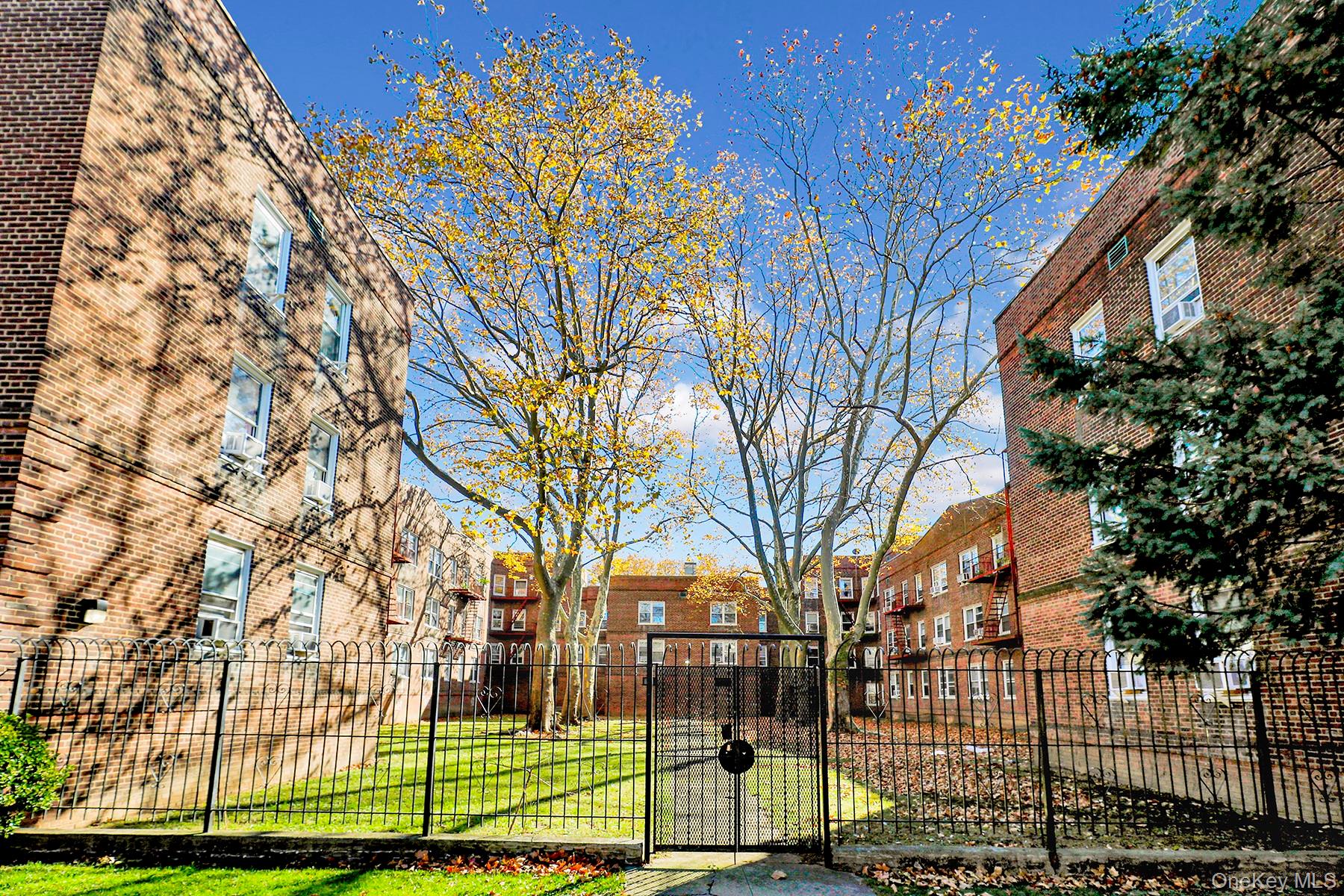 141-24 78th Avenue # 2B, Kew Garden Hills, NY 11367