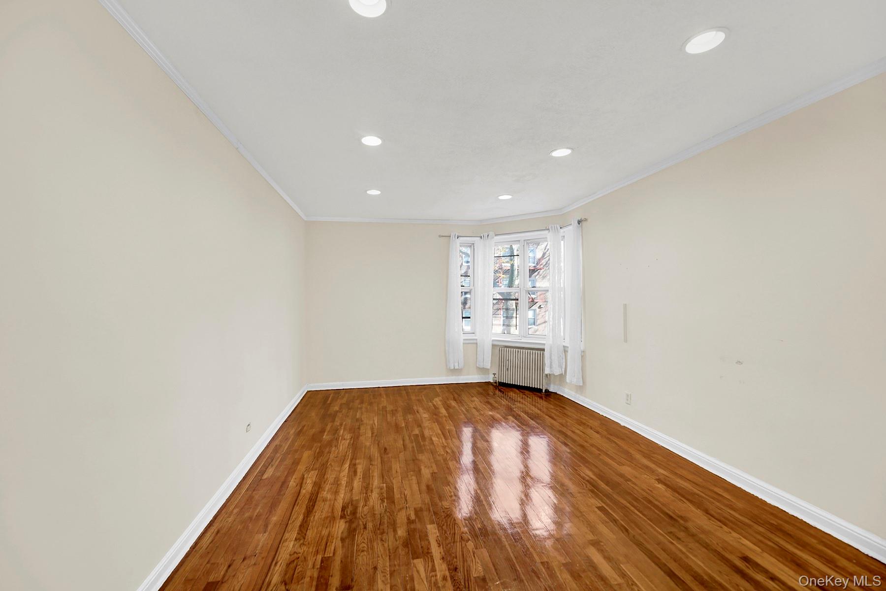 141-24 78th Avenue # 2B, Kew Garden Hills, NY 11367