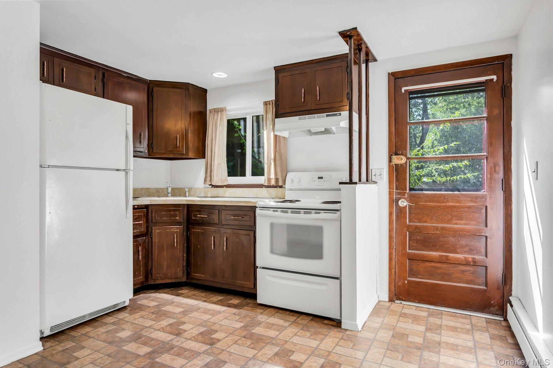 262 New Hampshire Avenue, Massapequa, NY 11758