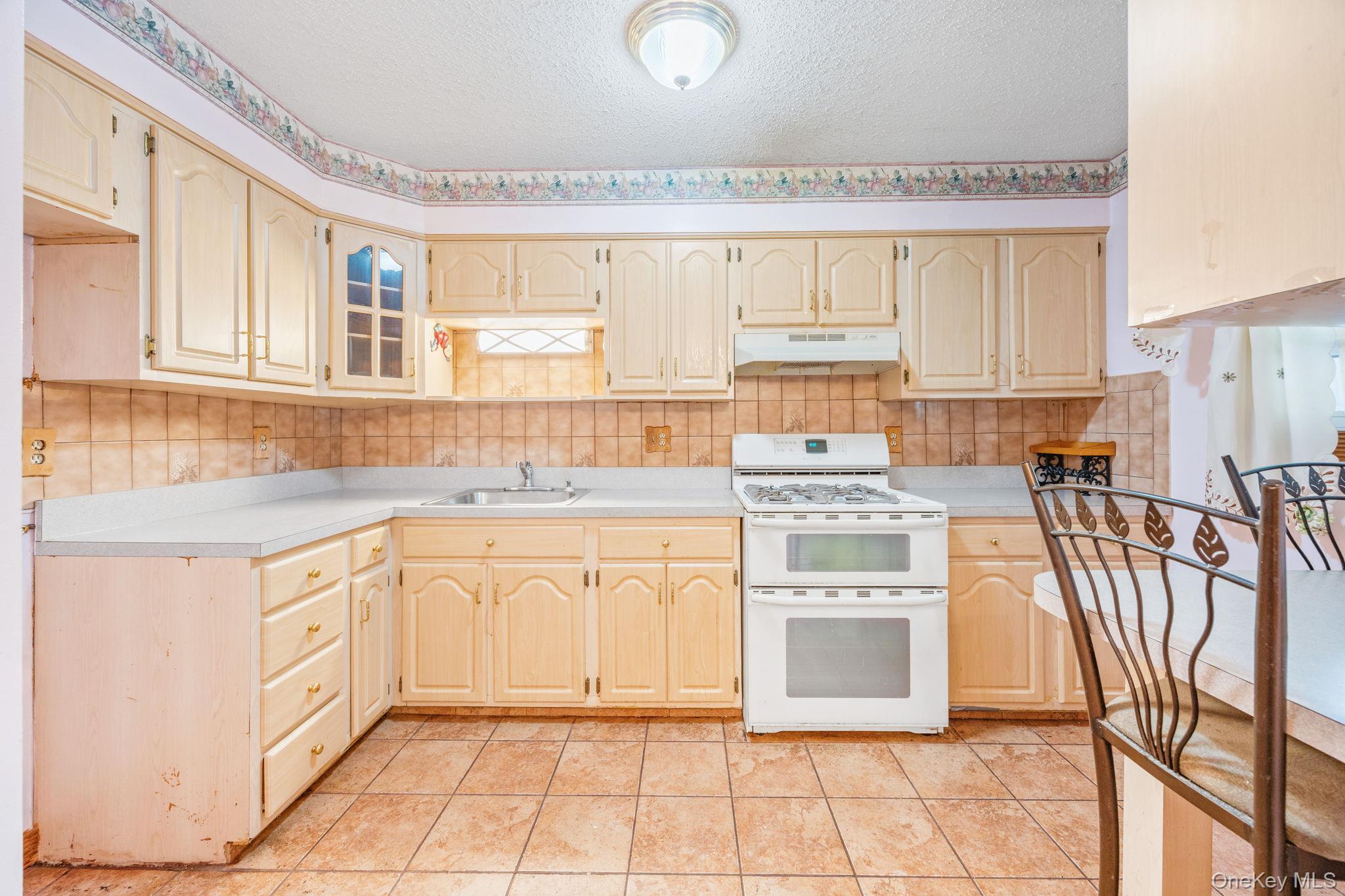 96 Herzl Street, Brooklyn, NY 11212