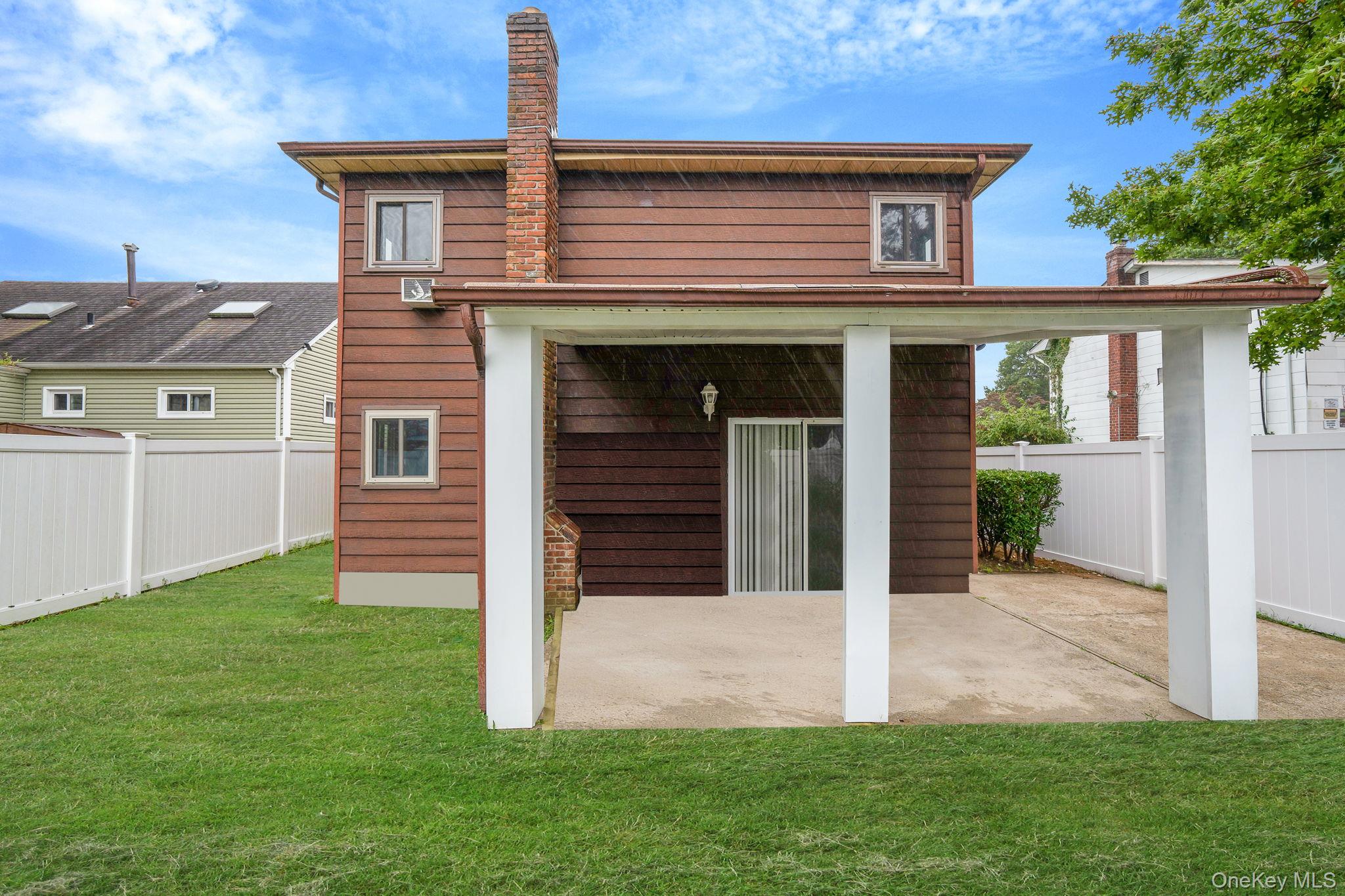 813 Windmill Avenue, West Babylon, NY 11704