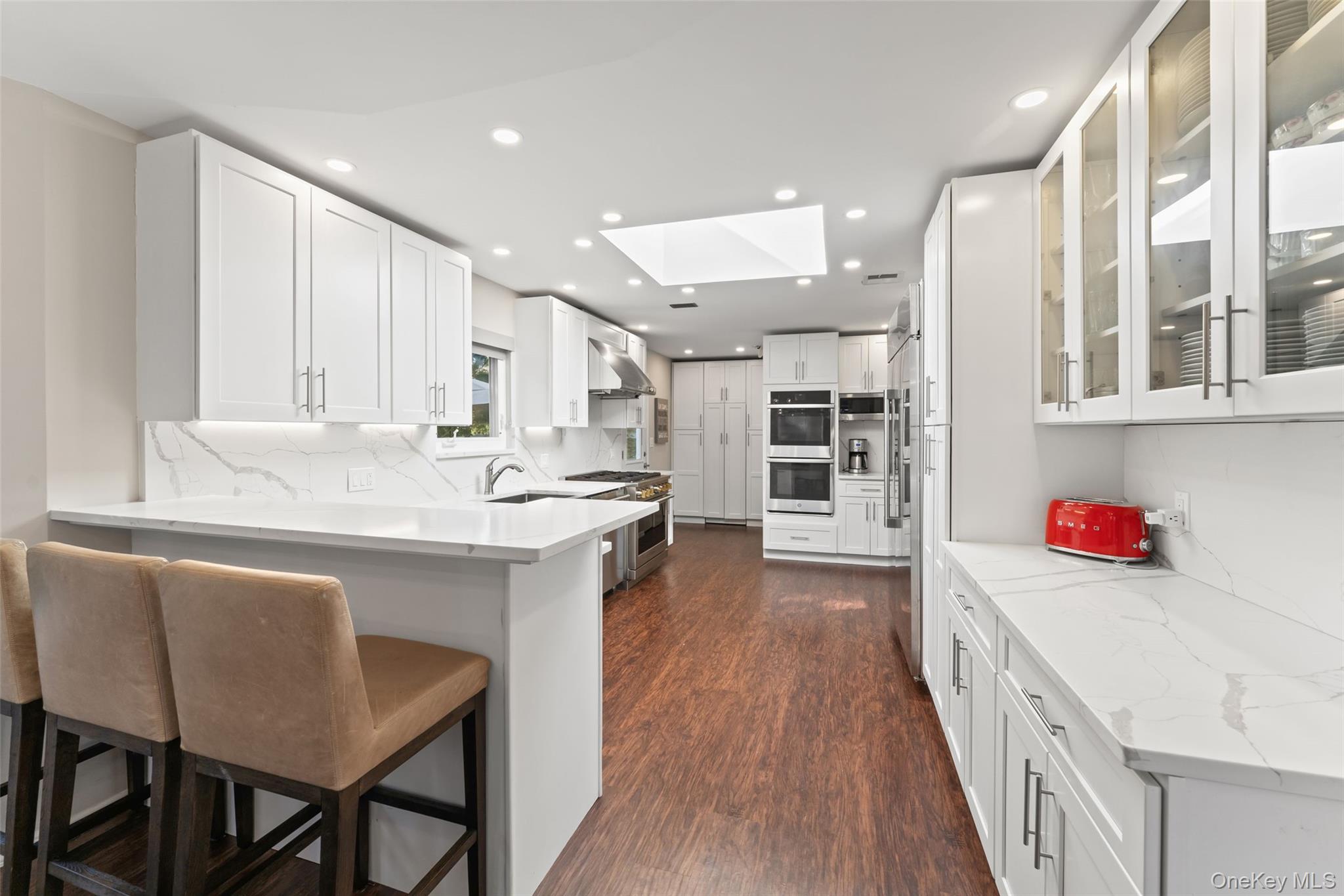 225 Country Ridge Road, Scarsdale, NY 10583