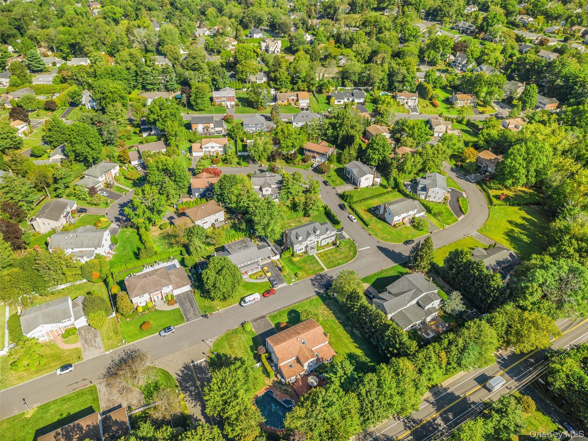 225 Country Ridge Road, Scarsdale, NY 10583