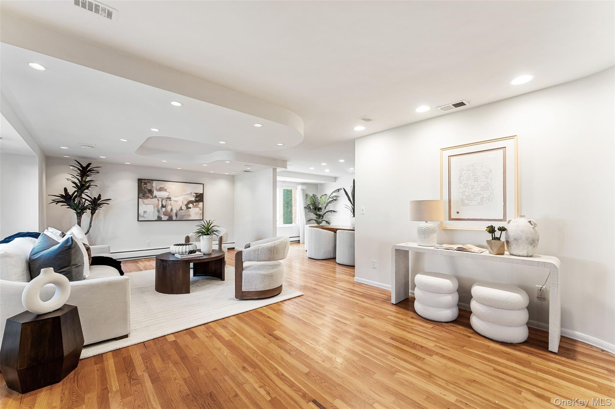 225 Country Ridge Road, Scarsdale, NY 10583