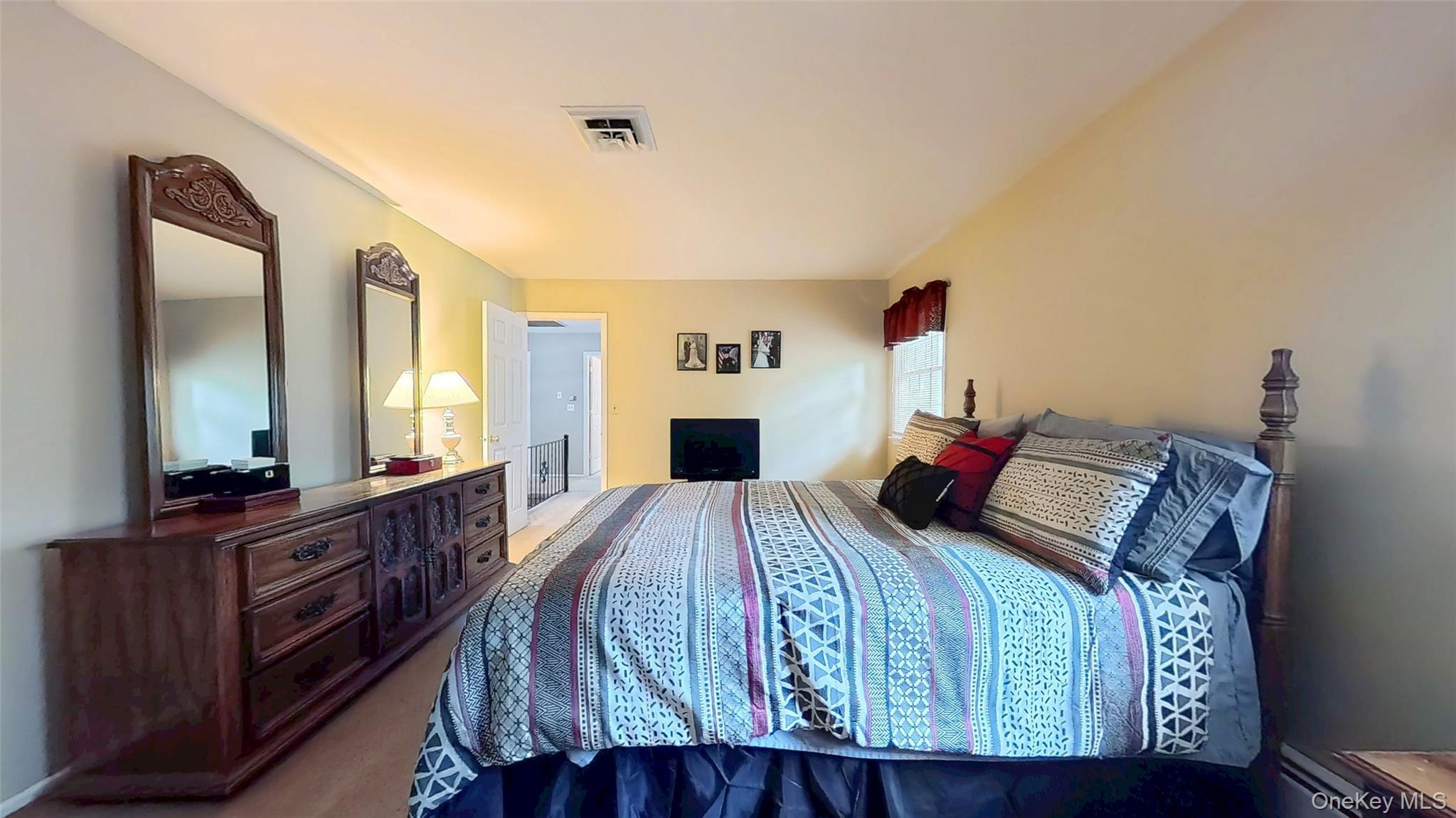 28 Cardinal Court, West Nyack, NY 10994