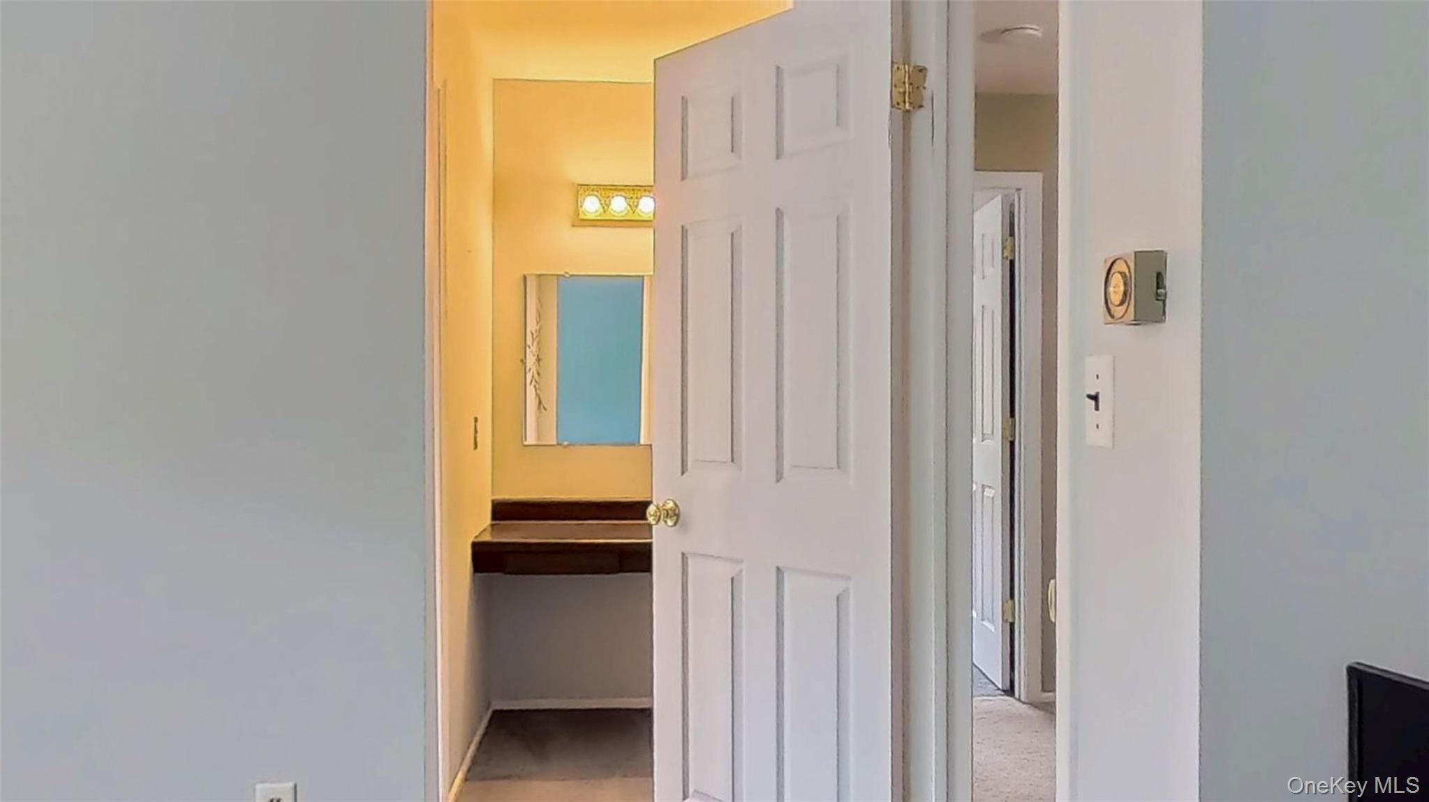 28 Cardinal Court, West Nyack, NY 10994