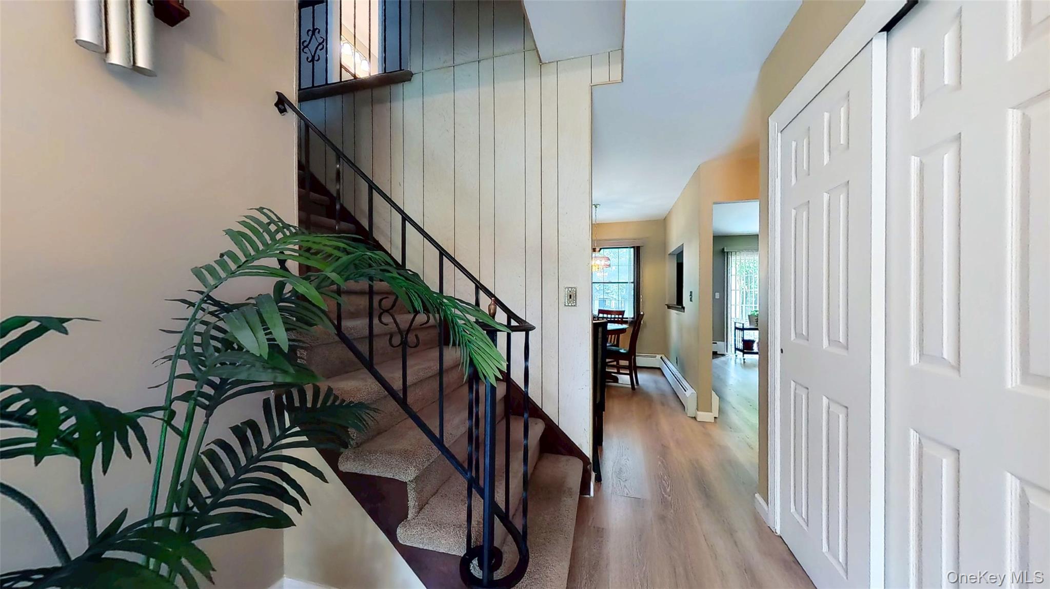 28 Cardinal Court, West Nyack, NY 10994