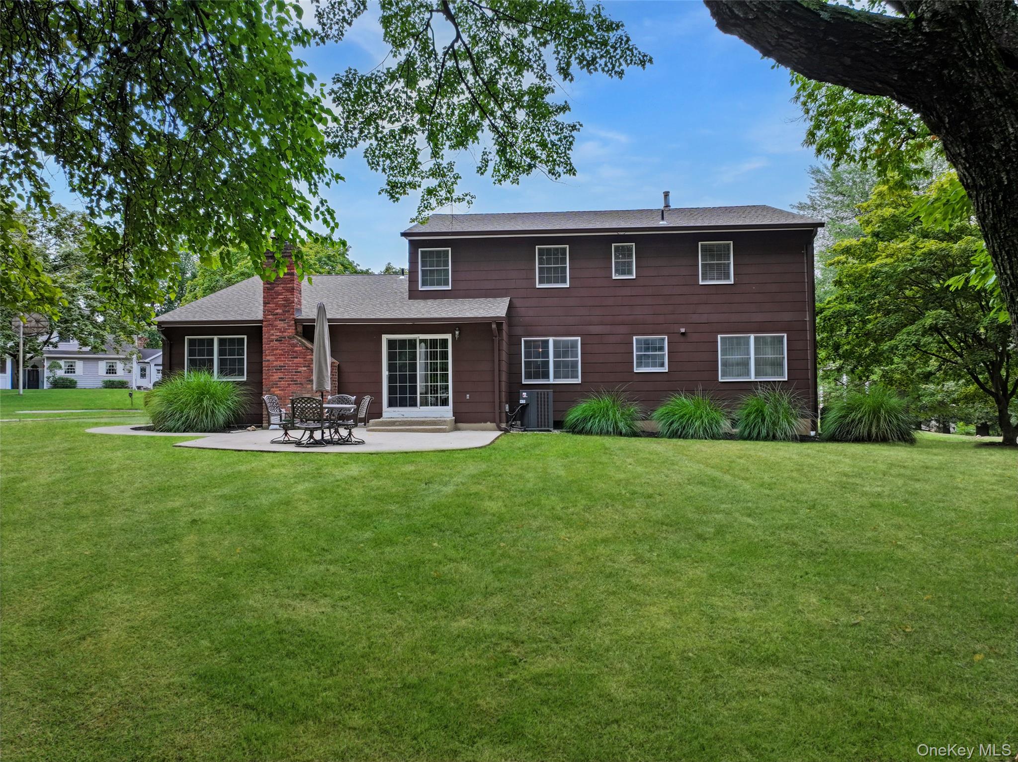 28 Cardinal Court, West Nyack, NY 10994