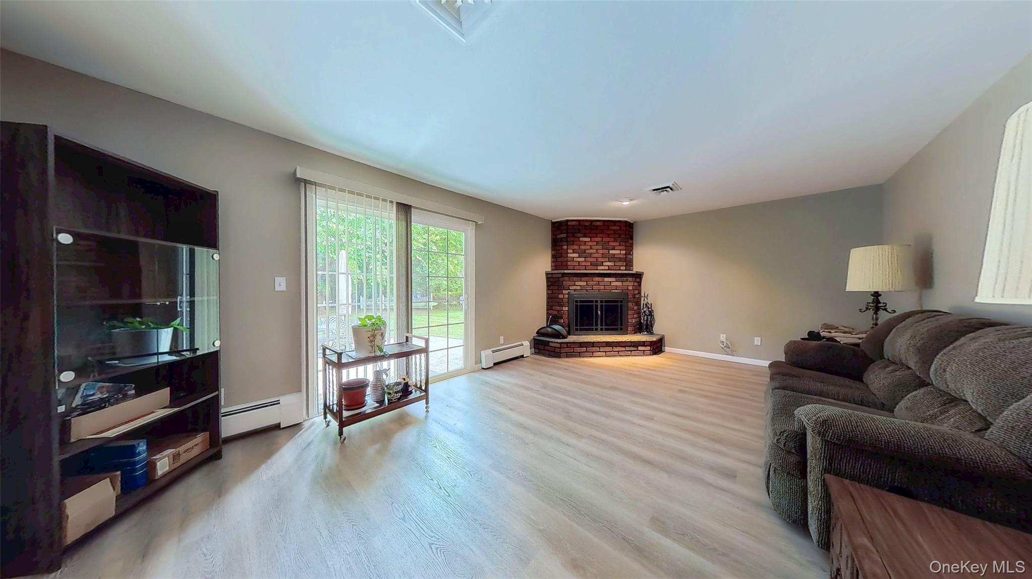 28 Cardinal Court, West Nyack, NY 10994