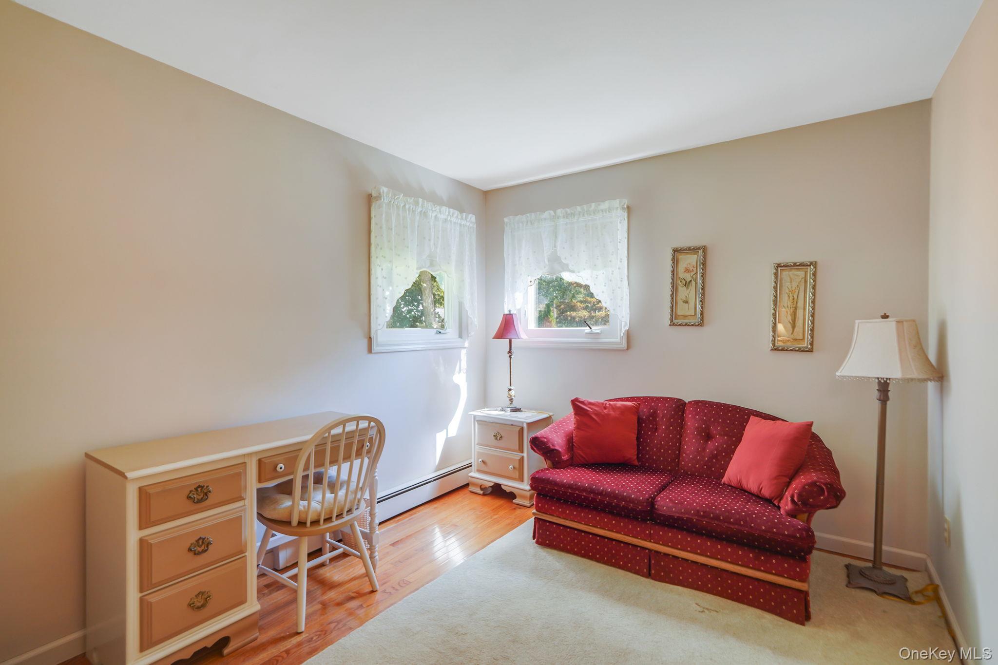 123 Parkside Avenue, Miller Place, NY 11764