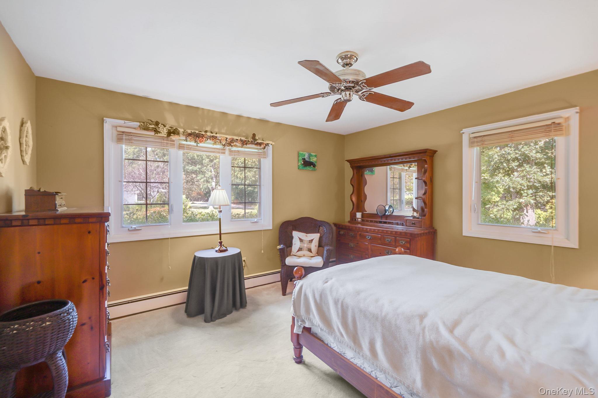 123 Parkside Avenue, Miller Place, NY 11764