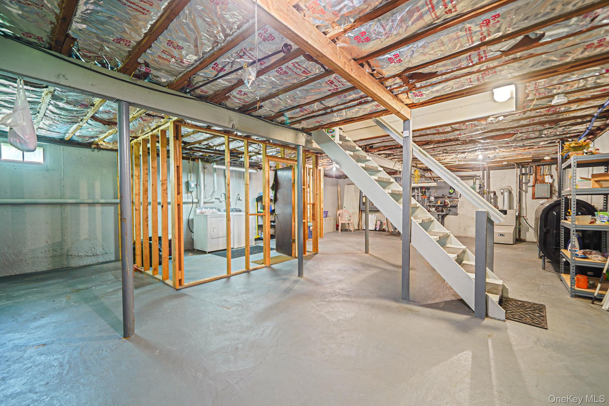 123 Parkside Avenue, Miller Place, NY 11764