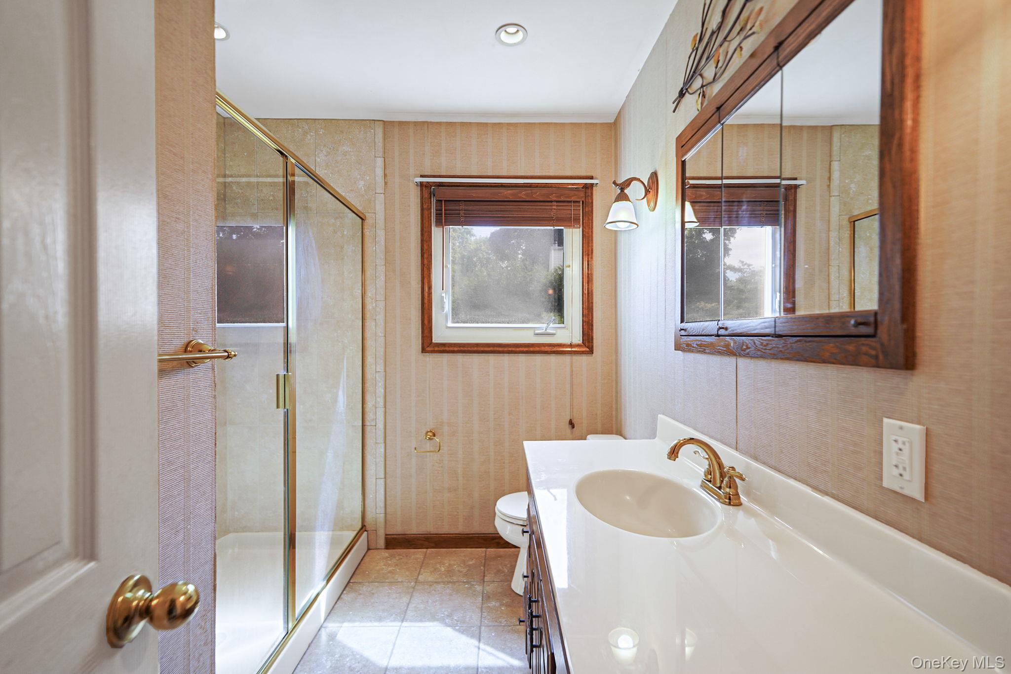 123 Parkside Avenue, Miller Place, NY 11764