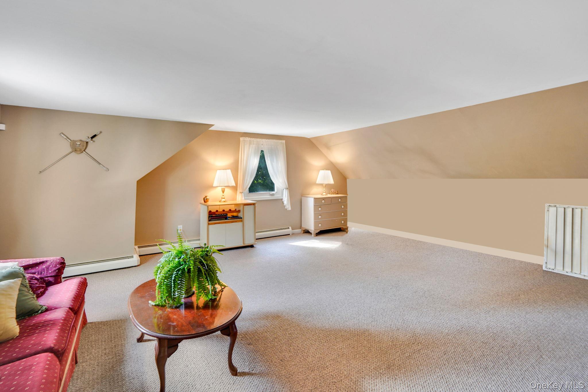 123 Parkside Avenue, Miller Place, NY 11764