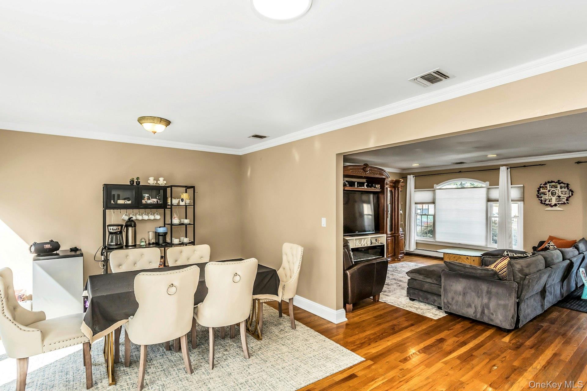 28 Grove Street, Massapequa, NY 11758