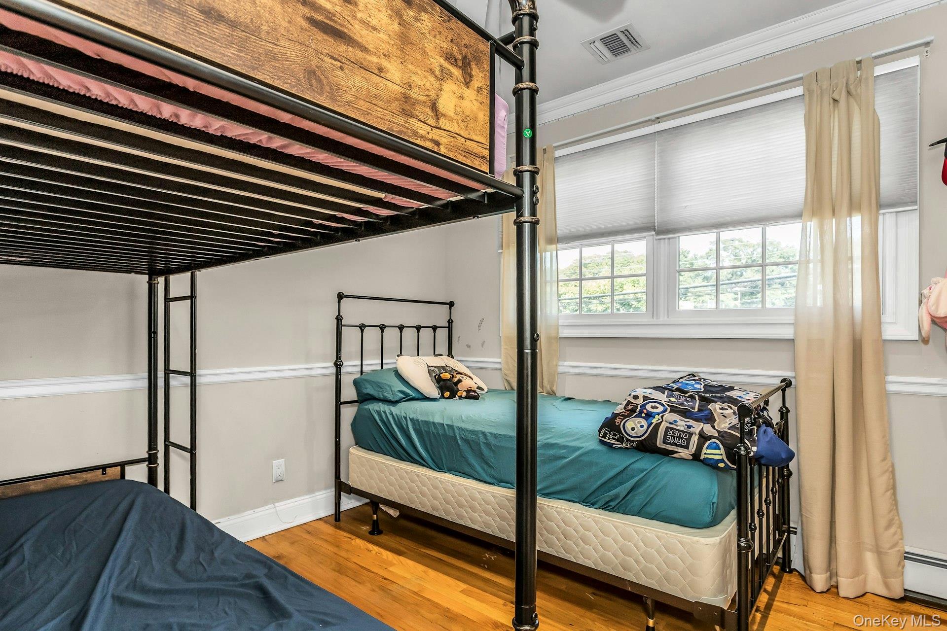 28 Grove Street, Massapequa, NY 11758