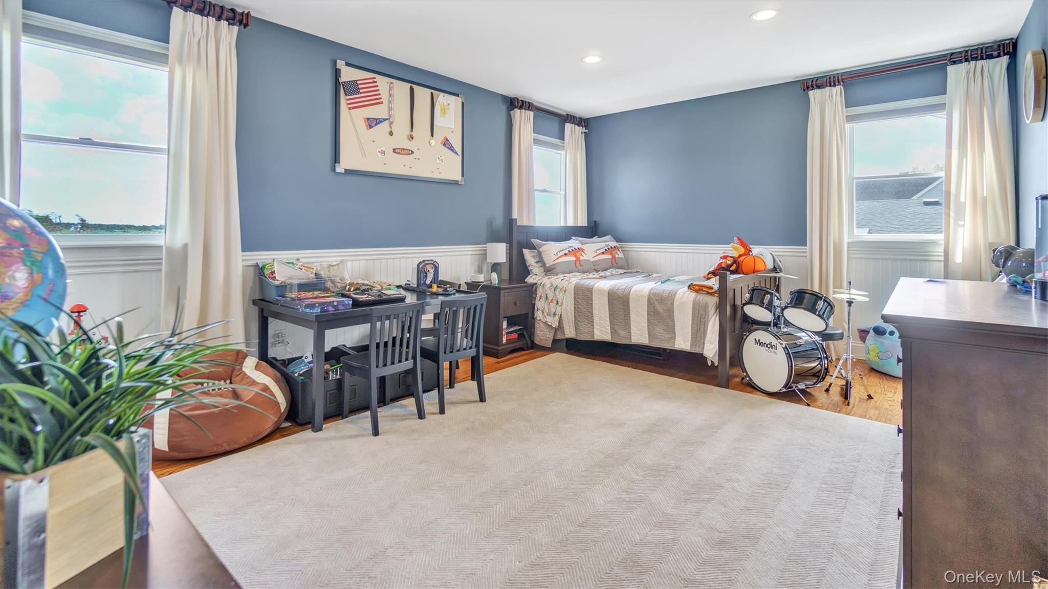 209 Bellevue Road, Oakdale, NY 11769