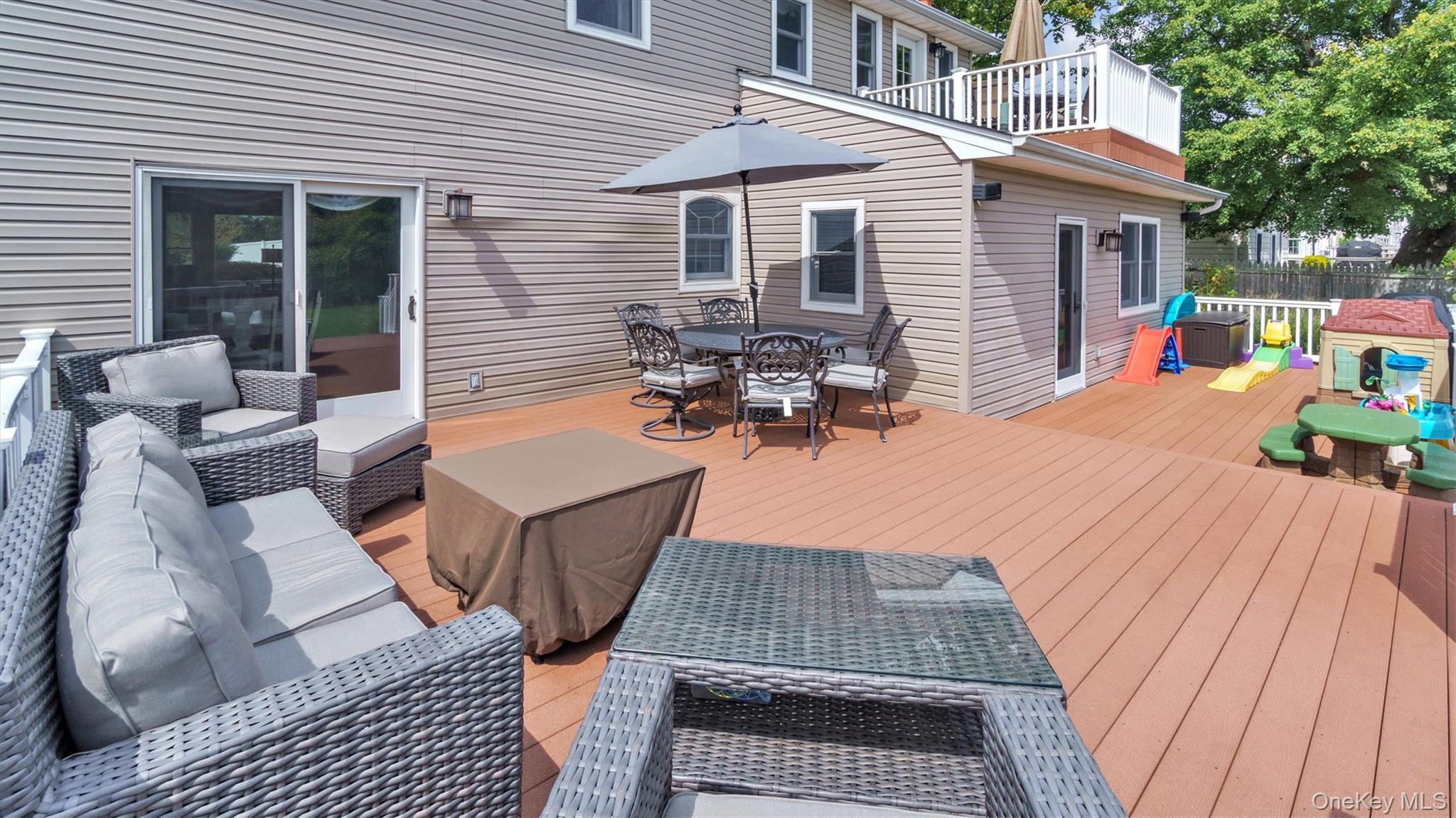 209 Bellevue Road, Oakdale, NY 11769