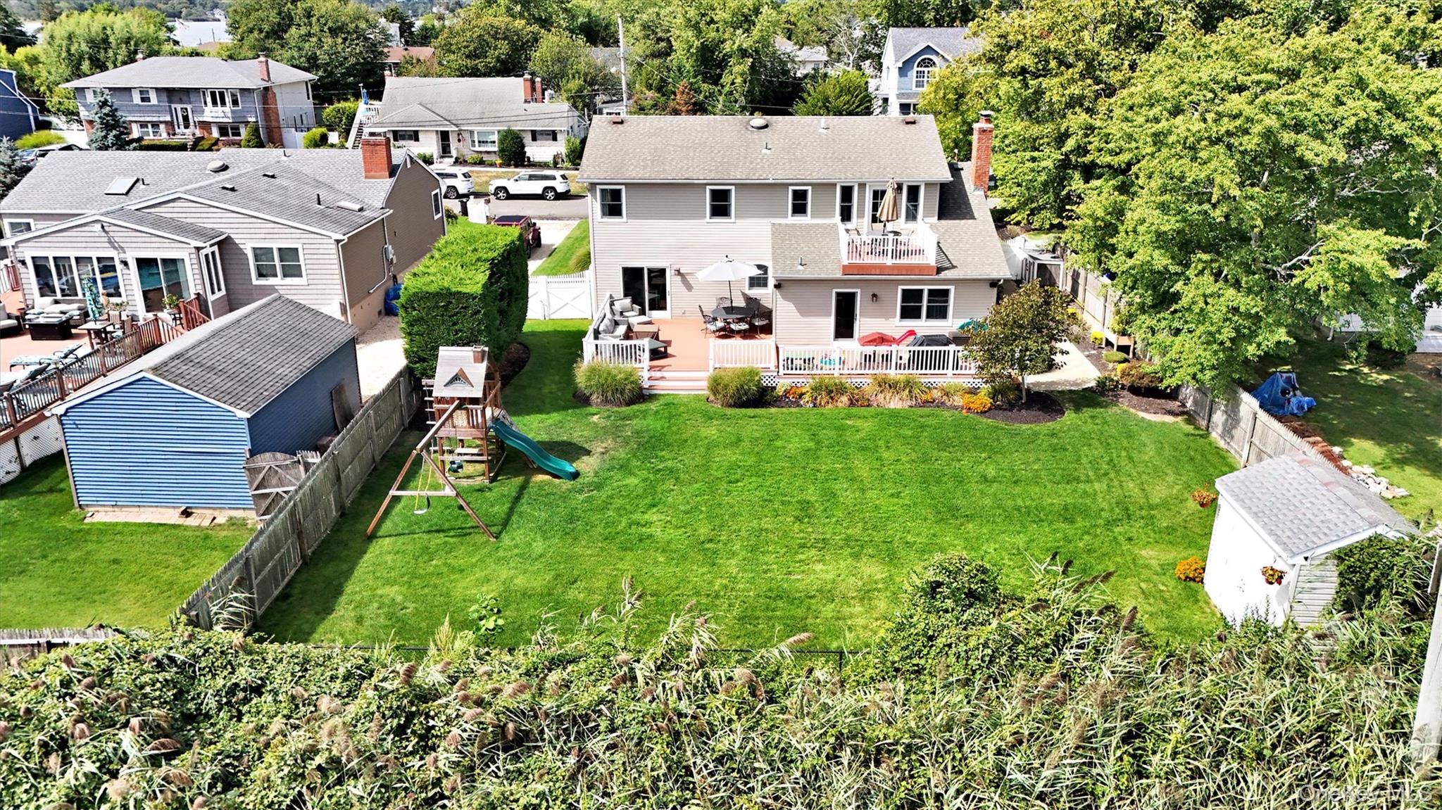 209 Bellevue Road, Oakdale, NY 11769