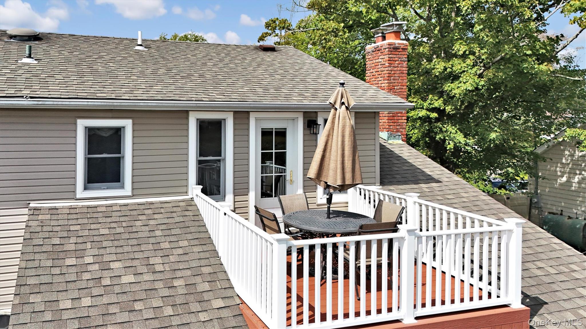 209 Bellevue Road, Oakdale, NY 11769