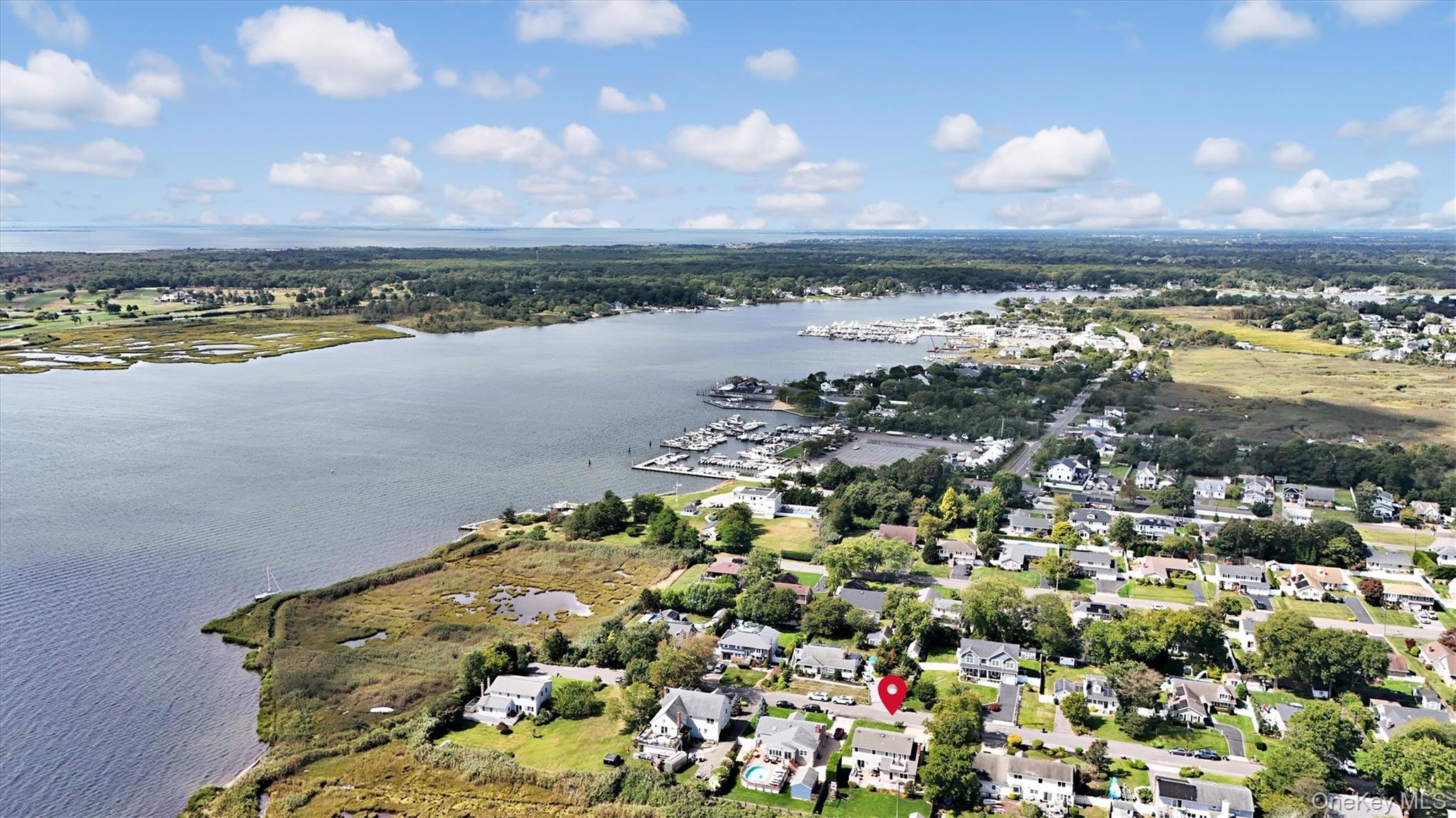 209 Bellevue Road, Oakdale, NY 11769