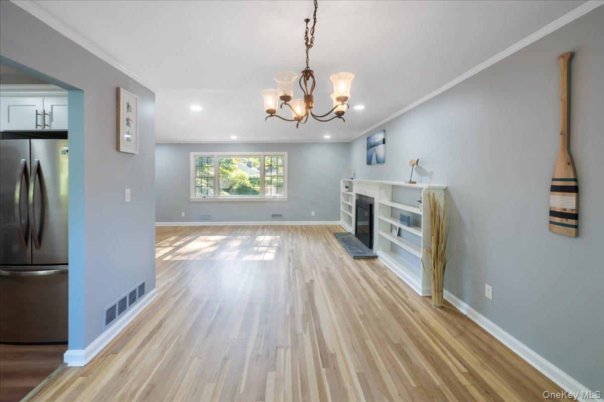 8 Oakway Drive, Stony Brook, NY 11790