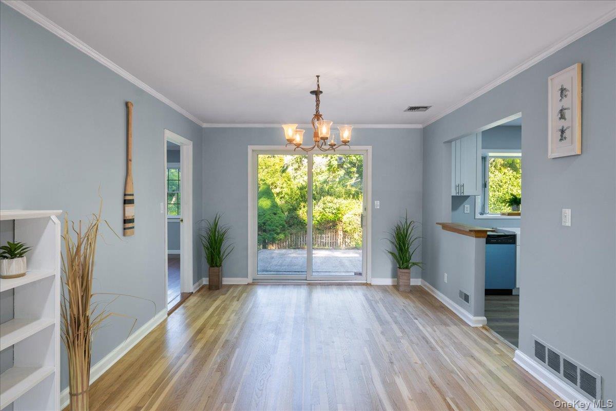 8 Oakway Drive, Stony Brook, NY 11790